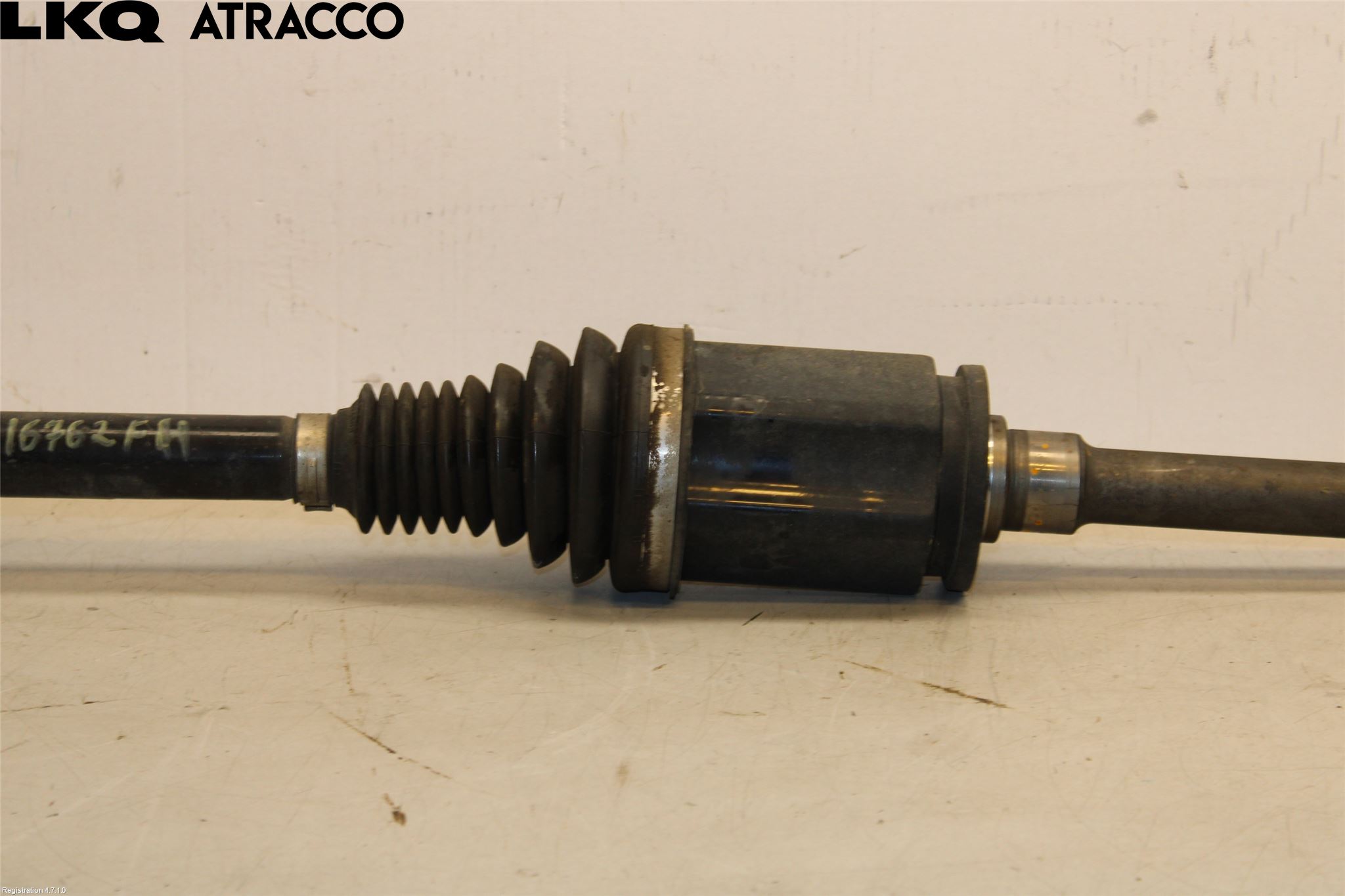 BMW 5 G30/G31/F90 17-23 Drivaxel Fram Höger