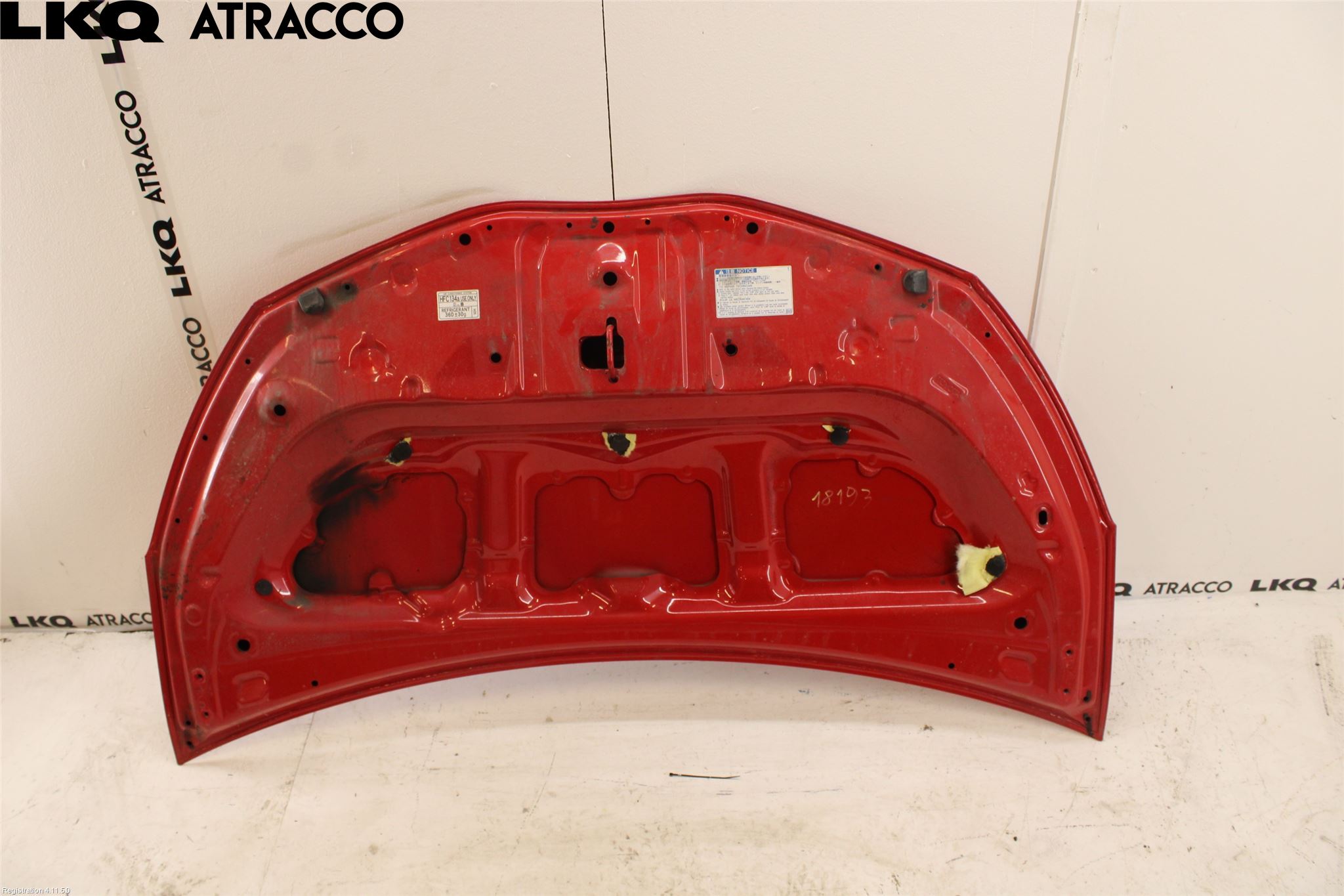 Toyota YARIS XP130 12-14 Huv Fram