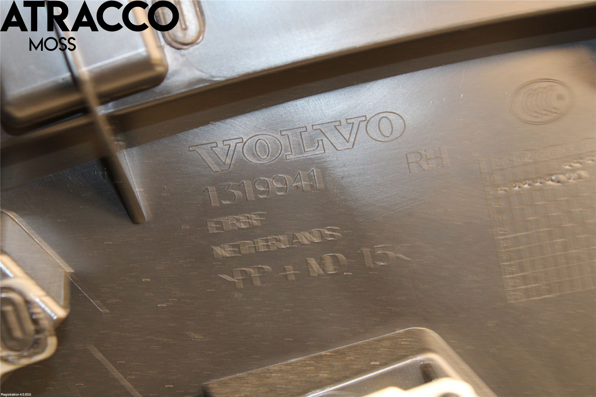 Volvo V40 12-19 Dörrklädsel Hö
