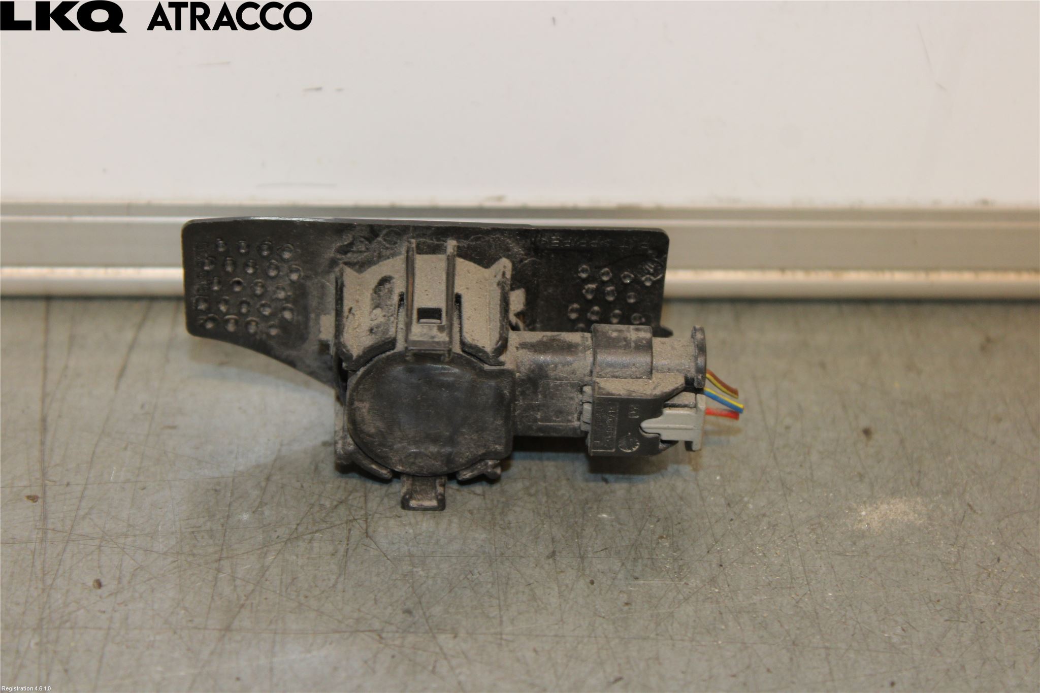 Volkswagen VW GOLF / E-GOLF VII 13-20 Parkeringshjälp Backsensor