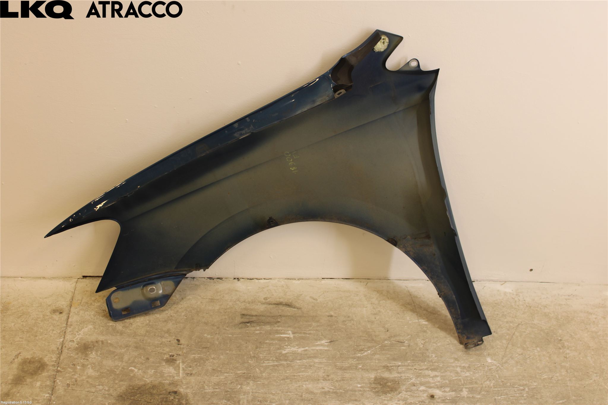 Volkswagen VW POLO 10-17 Skärm Fram Höger