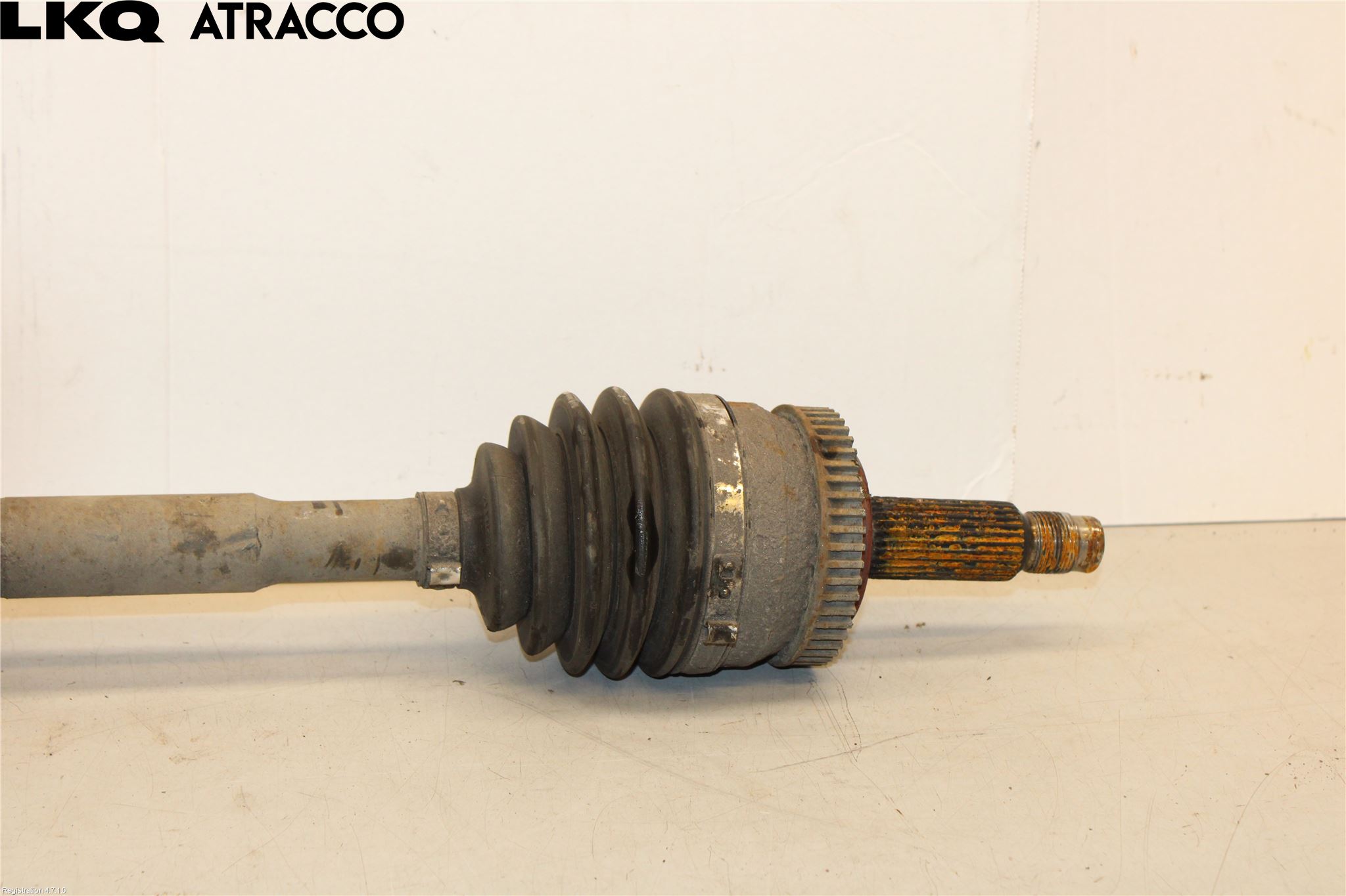 Kia CARENS III 13-19 Drivaxel Fram Höger