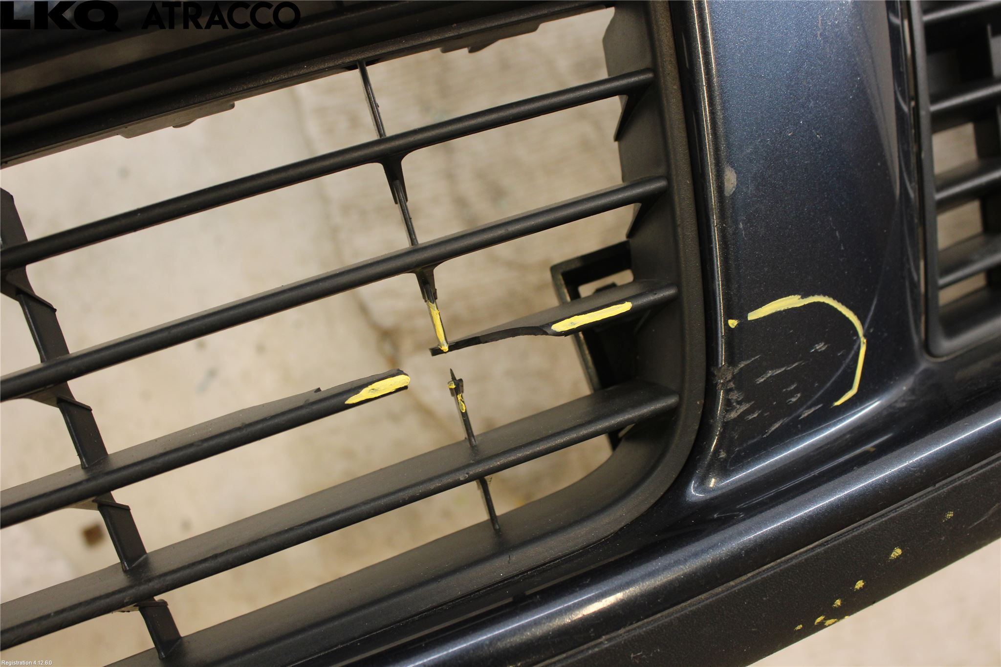 Volkswagen VW GOLF V 04-09 Stötfångare Fram
