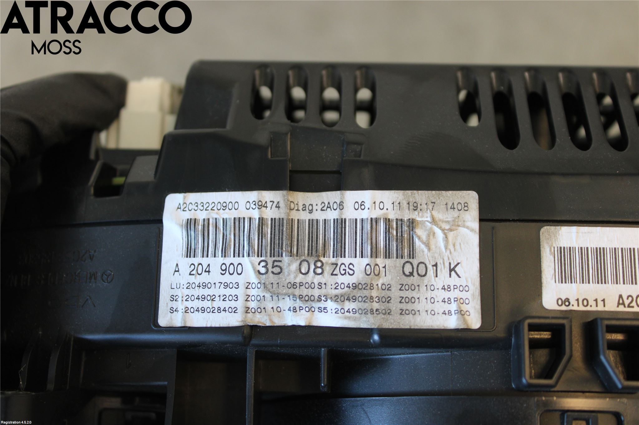 Mercedes-Benz MB C-KLASS (W204) 07-15 Instrument Komb