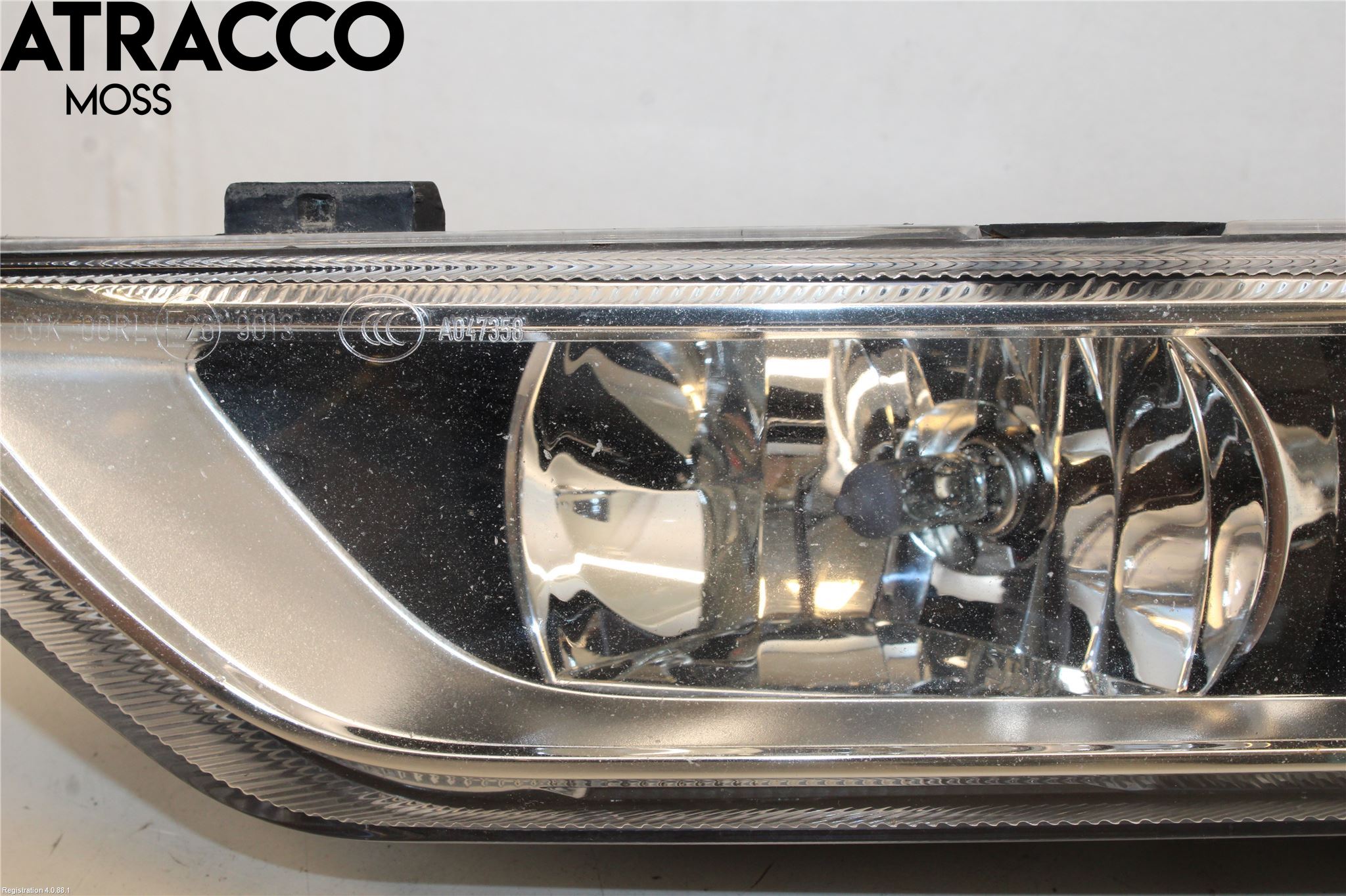 Volkswagen VW PASSAT 11-14 Dimljus-Varselljus Fram