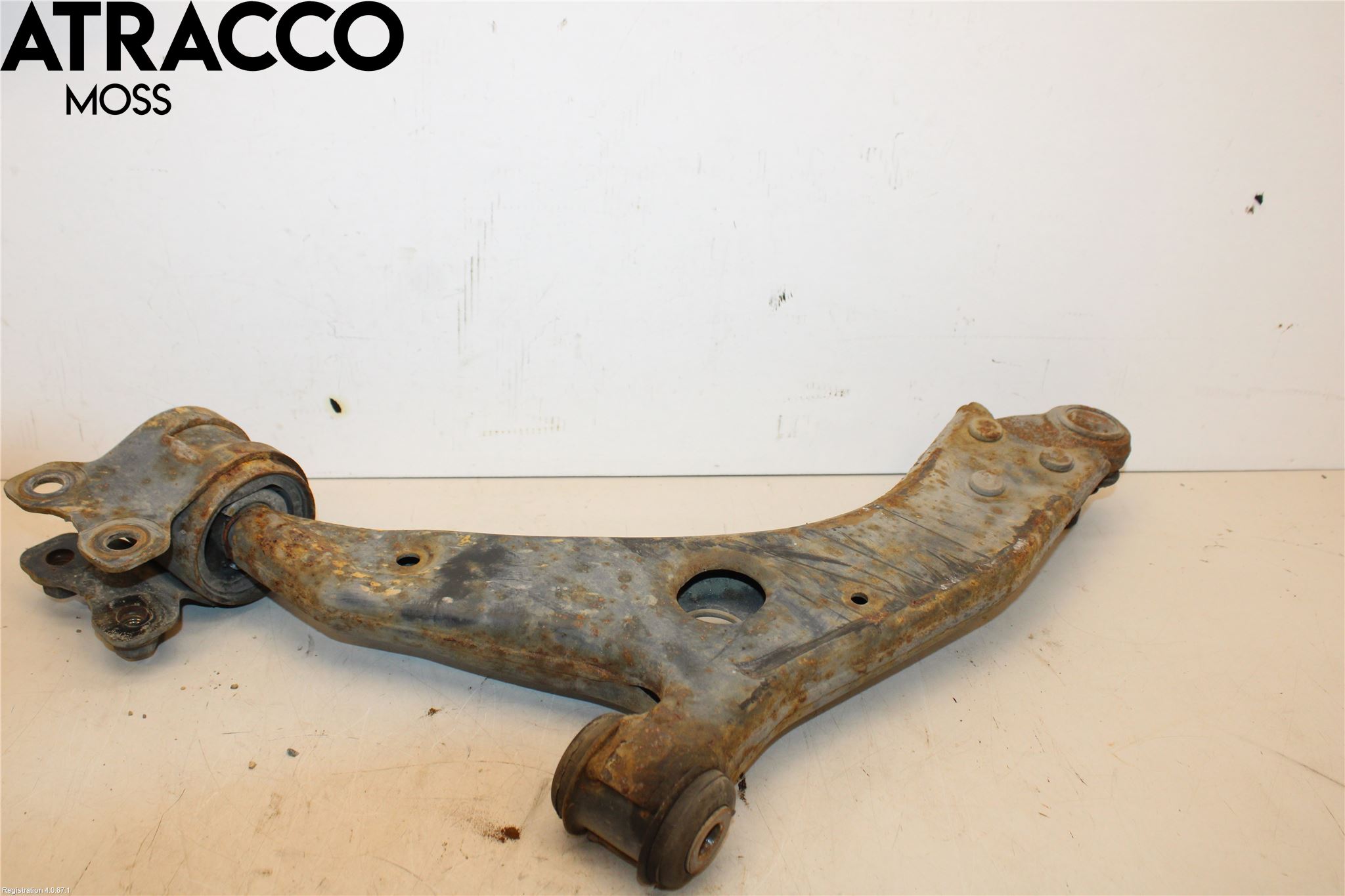 Ford KUGA 08-12 Bärarm Fram Undre Hö