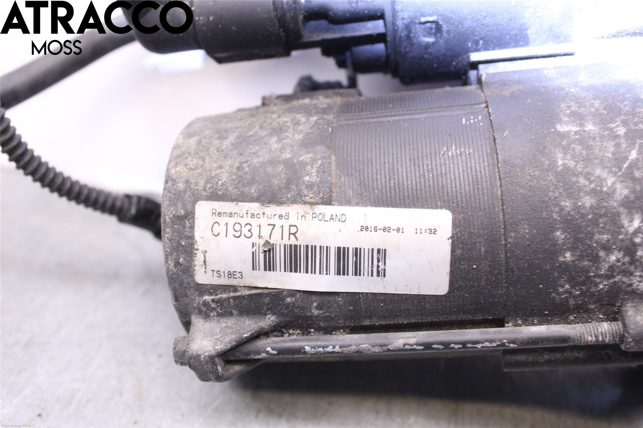 Volkswagen VW CADDY      04-10 Startmotor