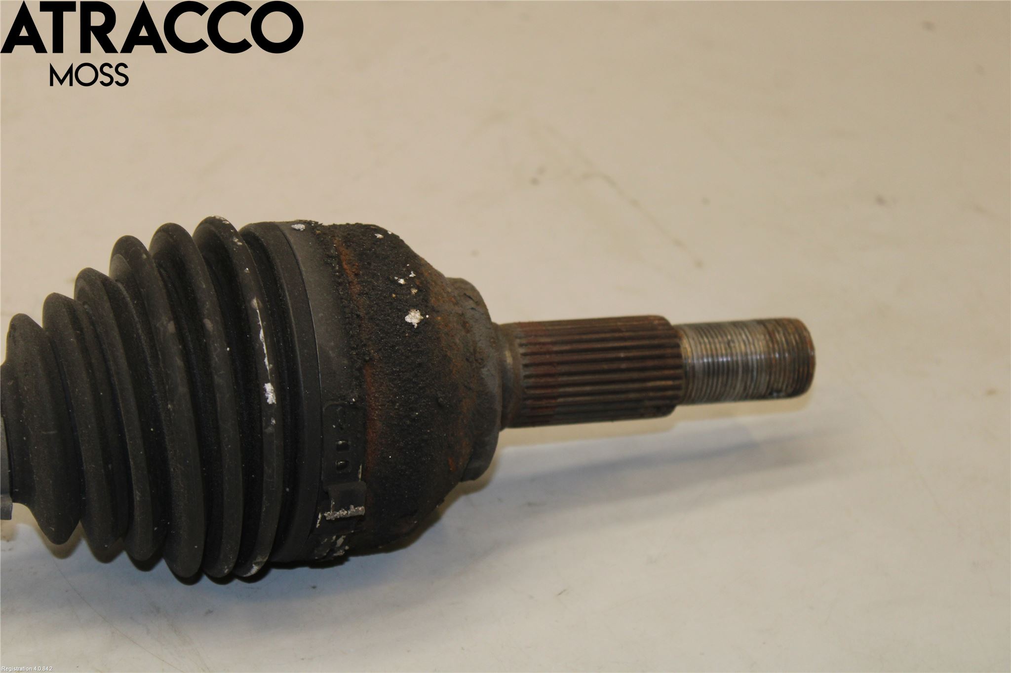Nissan QASHQAI+2  10-14 Drivaxel Fram Vänster