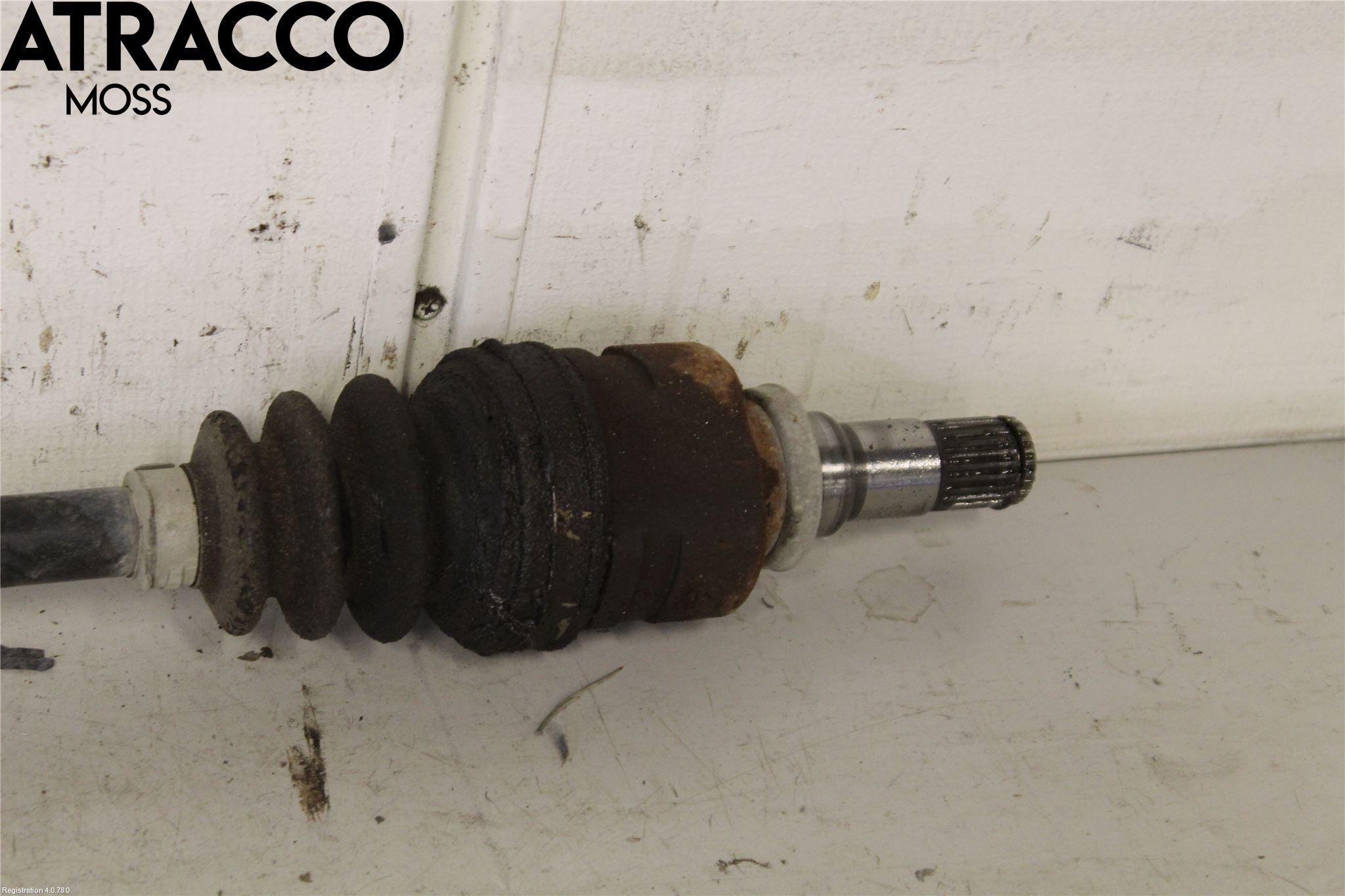 Toyota YARIS XP130 12-14 Drivaxel Fram Vänster