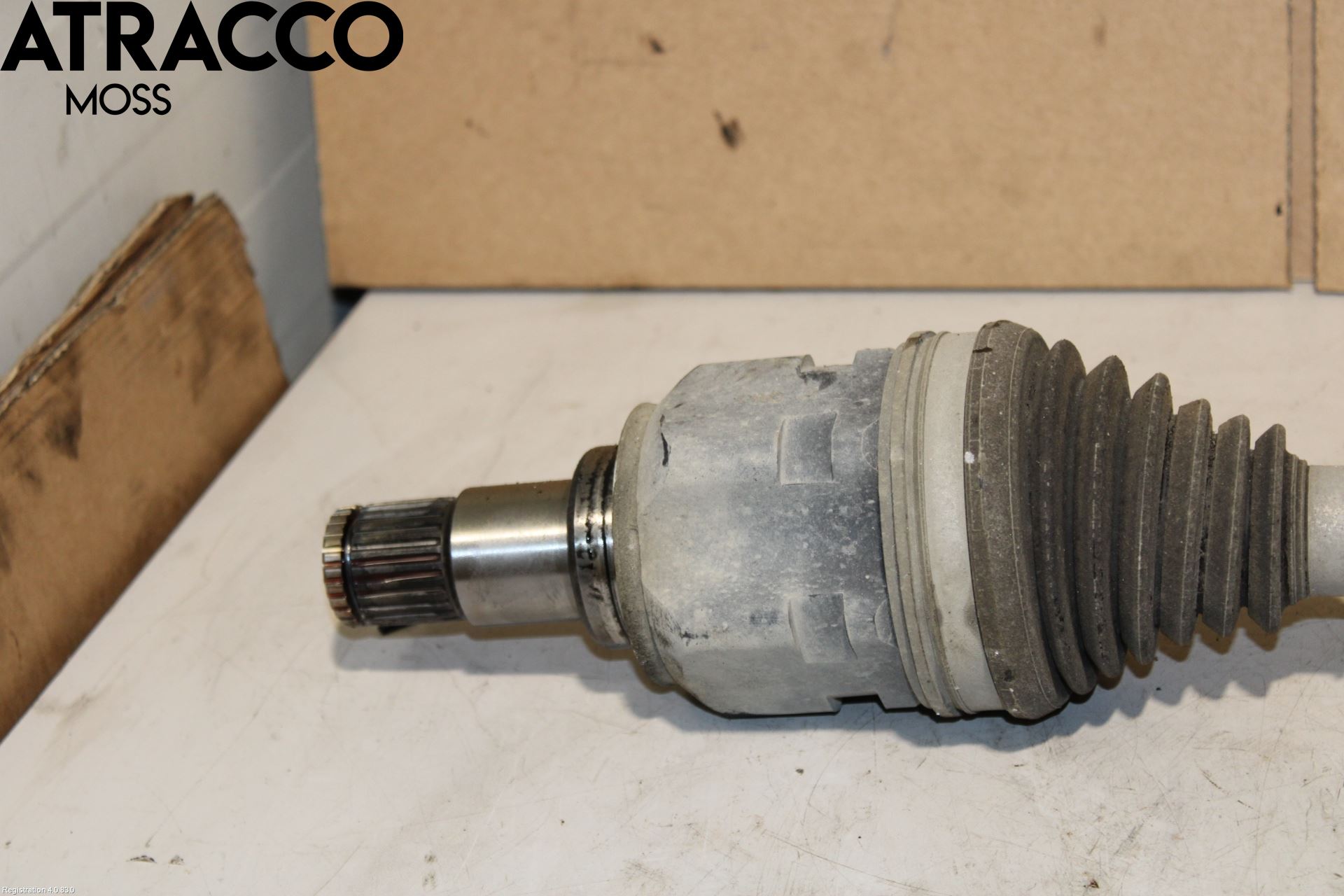 Lexus CT 200h Drivaxel Fram Vänster