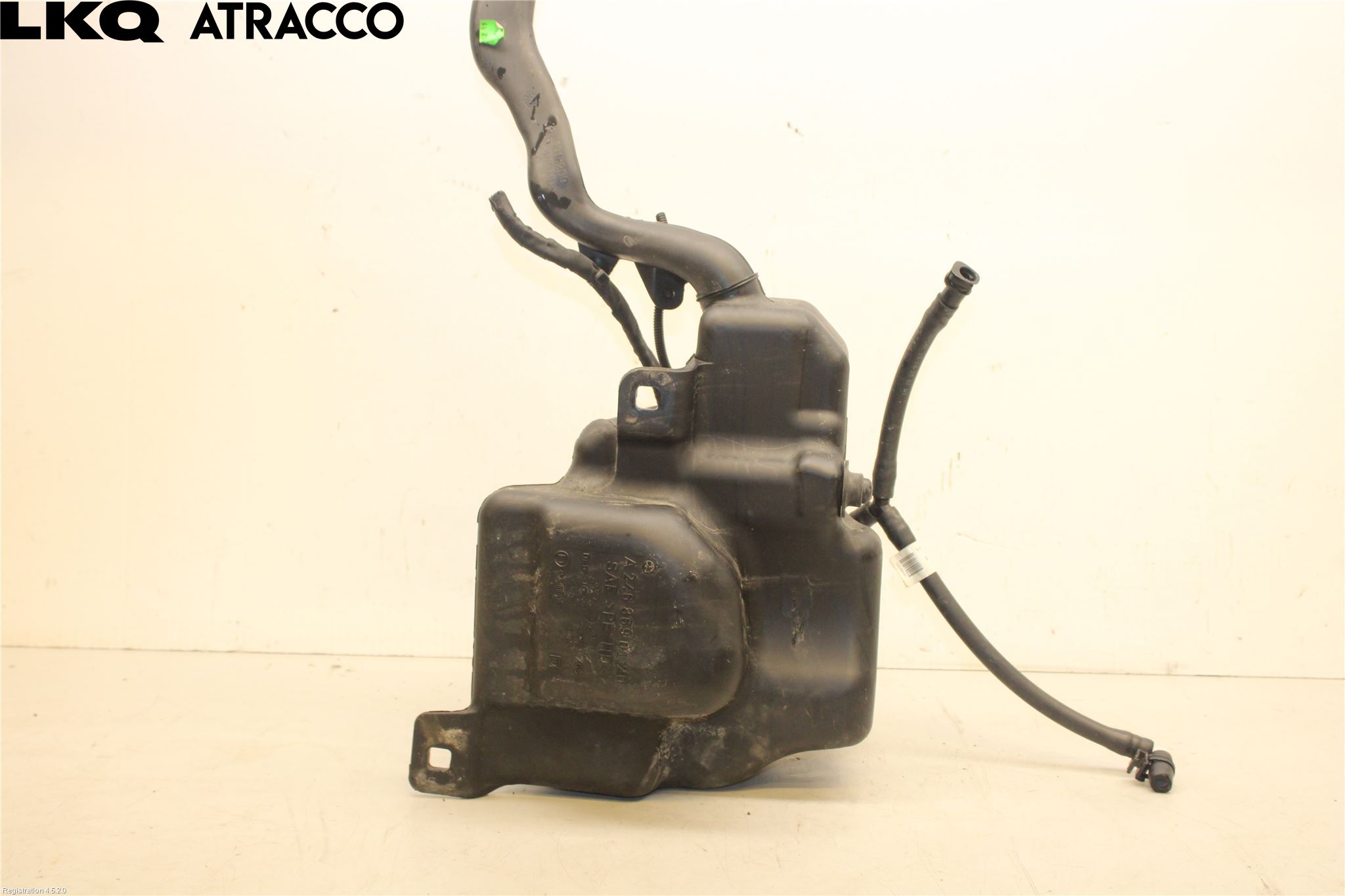 Mercedes-Benz MB GLA-KLASS (X156) 13-20 Spolartank Vindruta