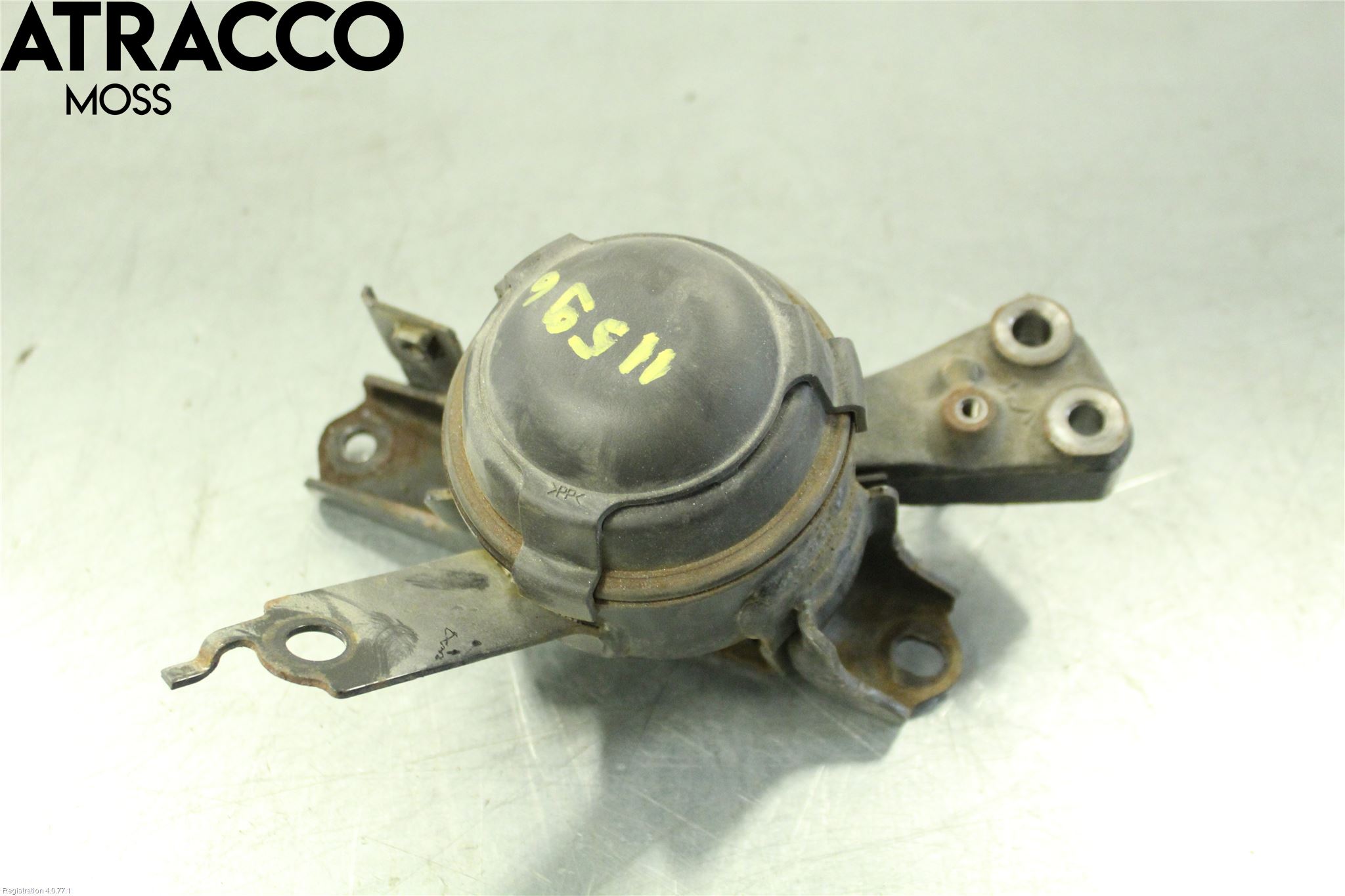 Toyota YARIS XP130 12-14 Motorkudde