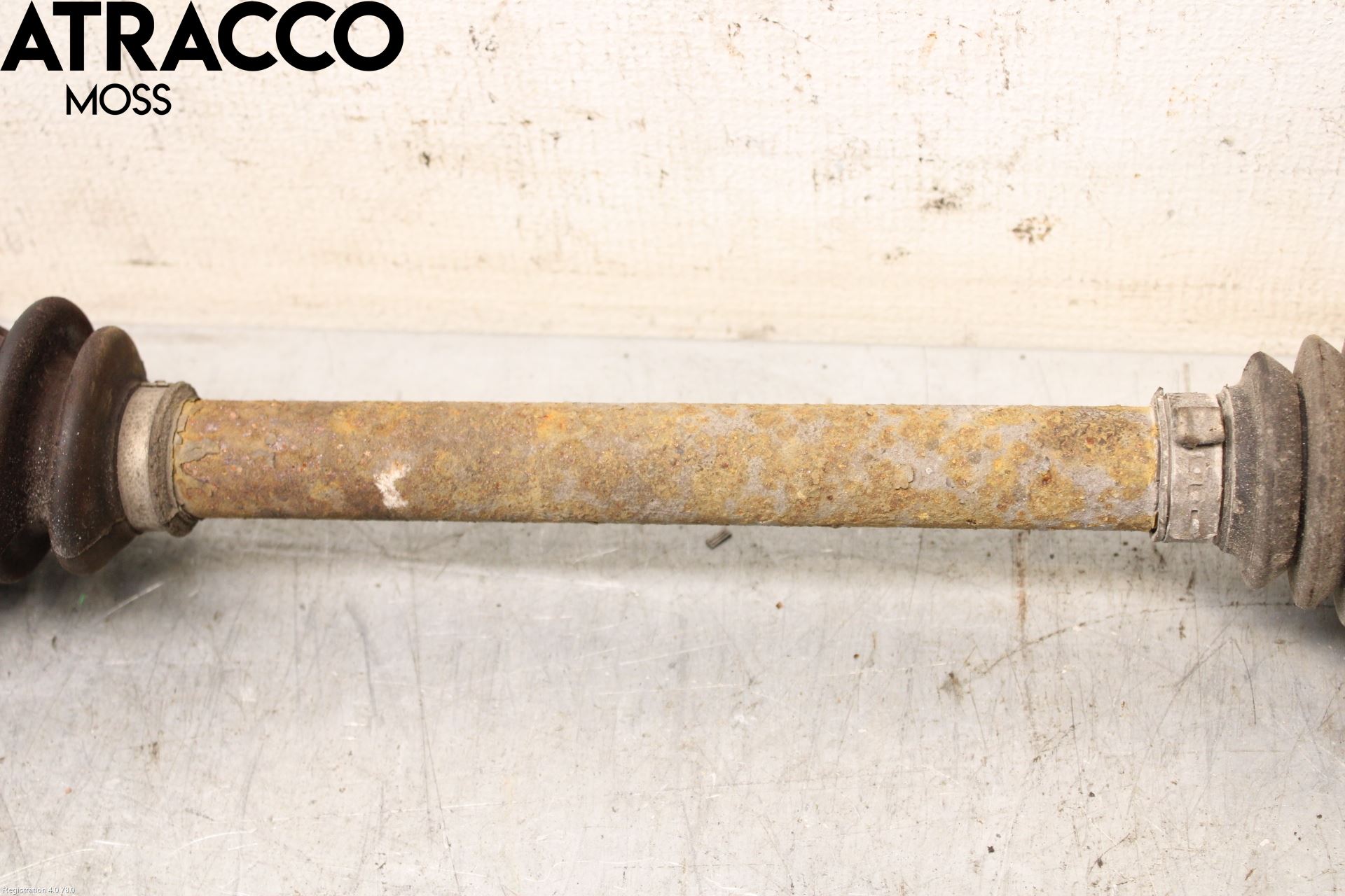 Toyota AURIS 10-12 Drivaxel Fram Vänster