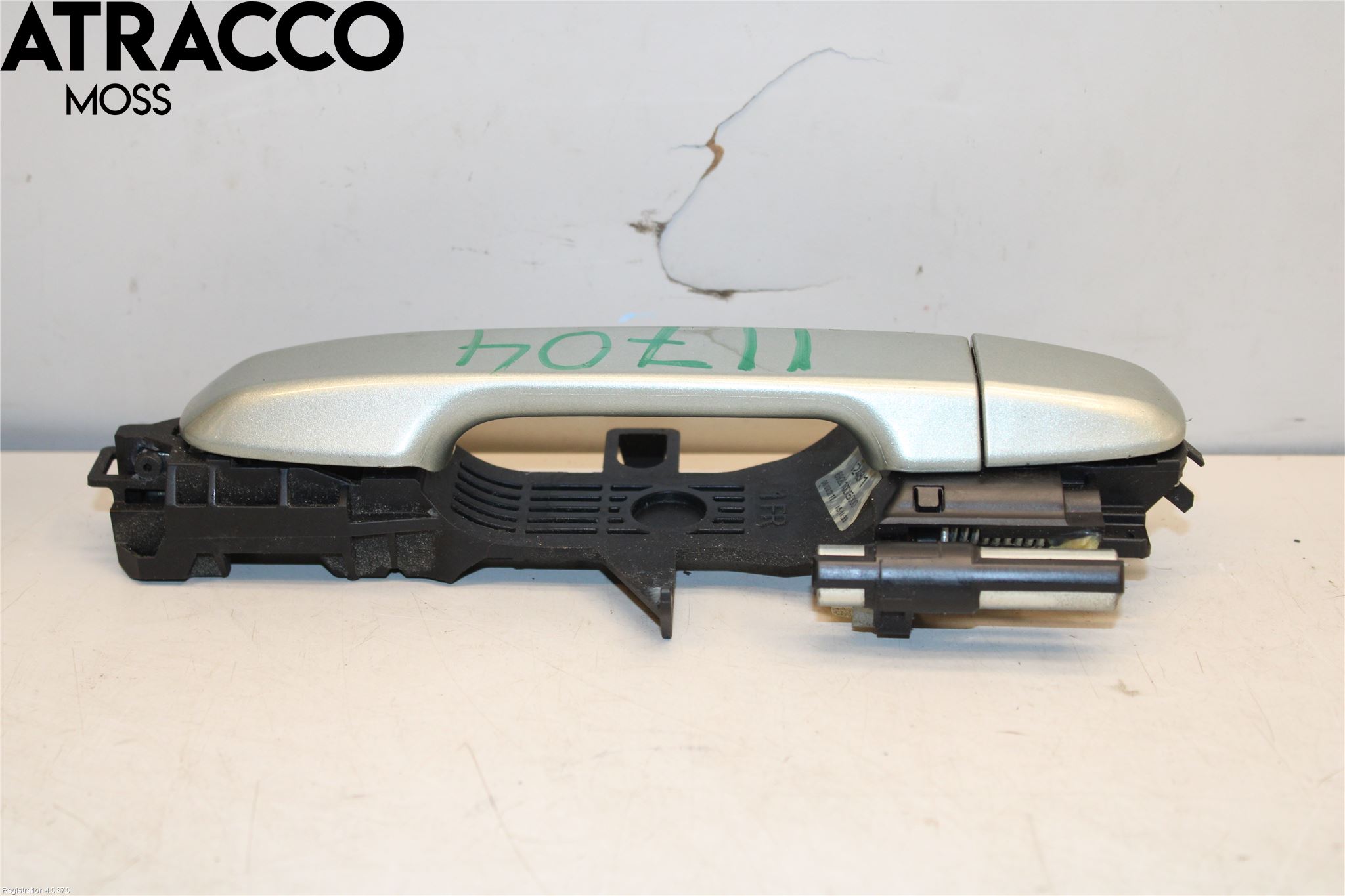 Toyota YARIS XP130 12-14 Dörrhandtag Yttre Hö