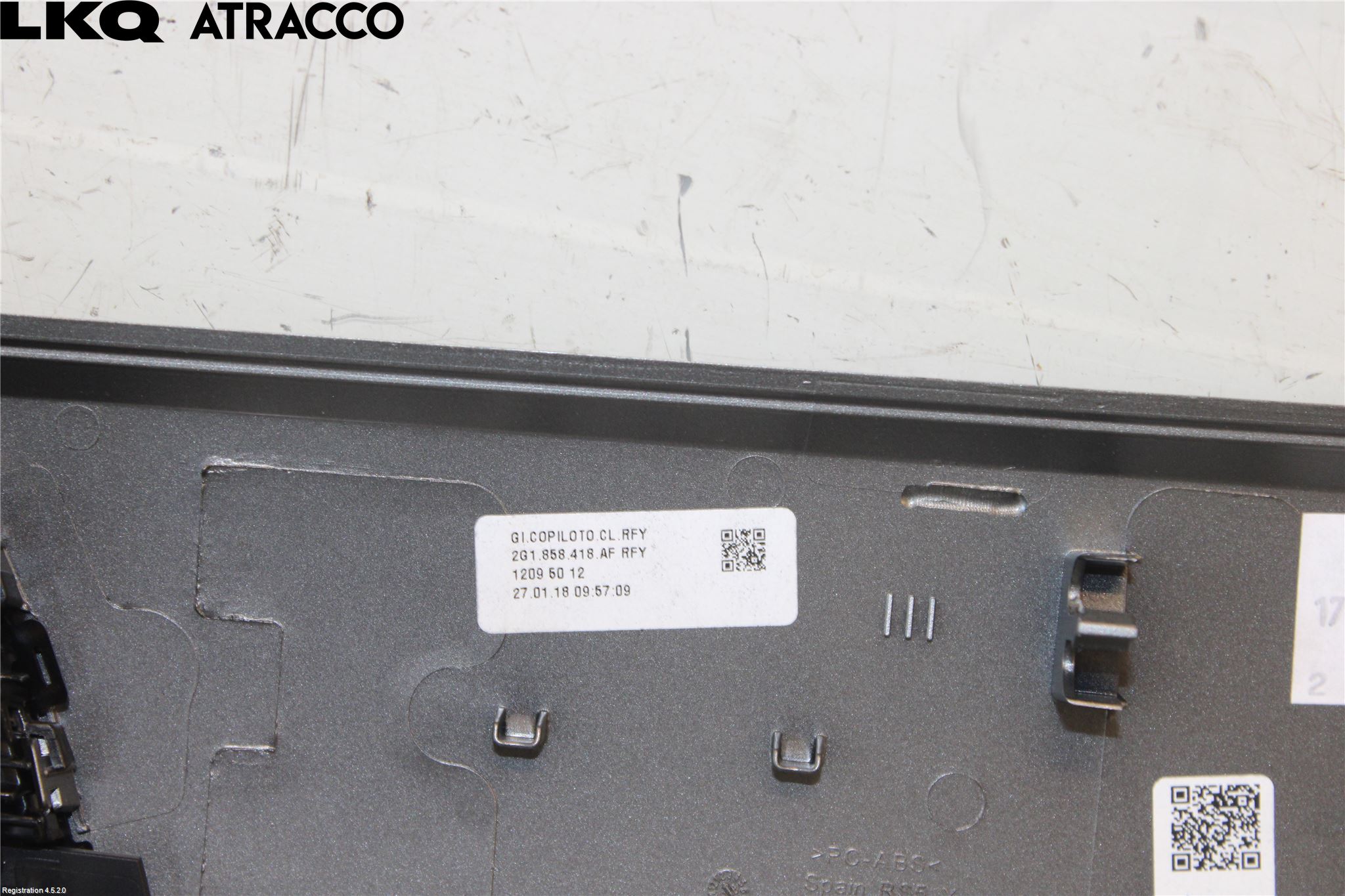 Volkswagen VW POLO VI 18->> Defrosterkanal-Munstycke