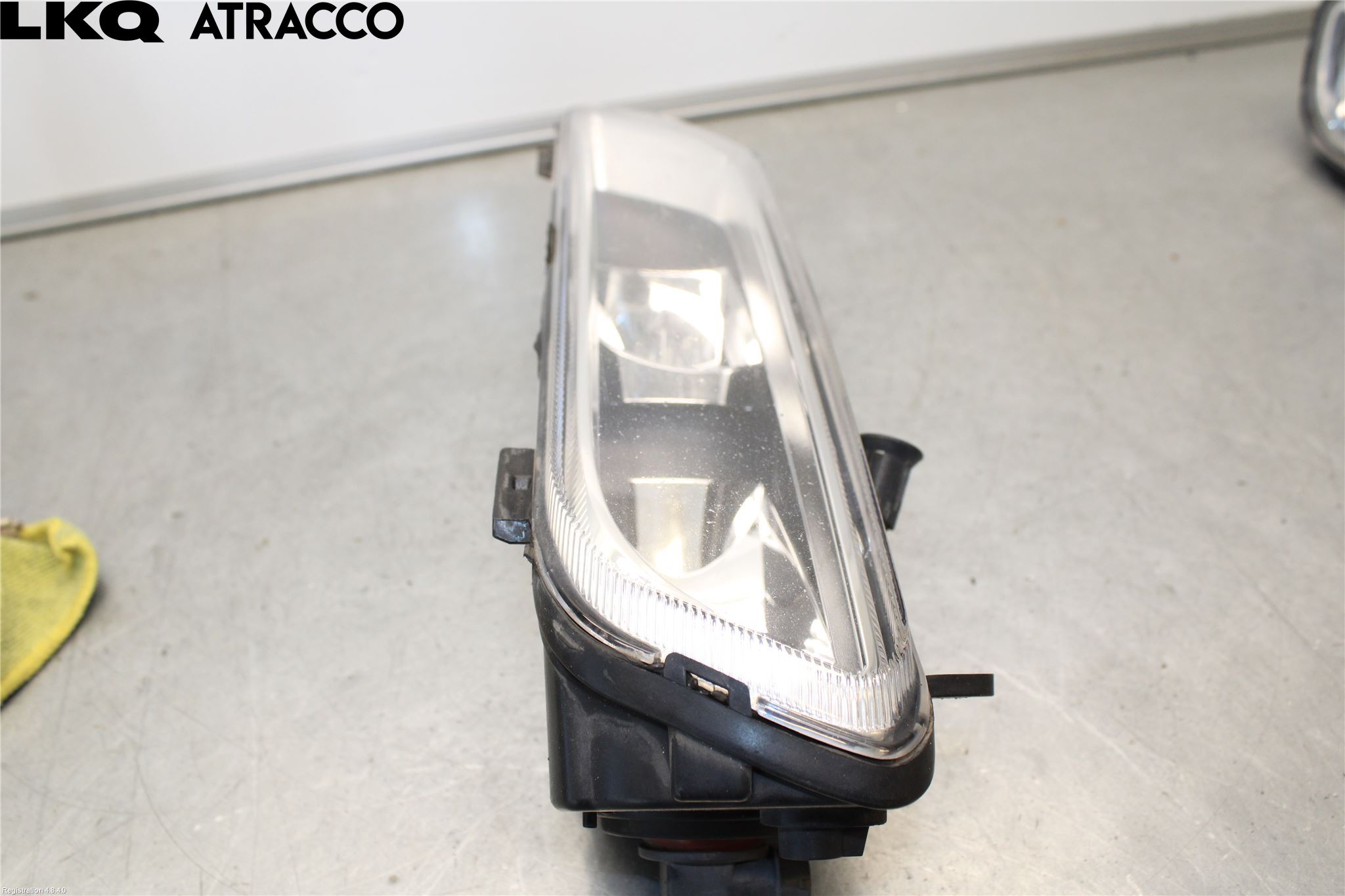 Volkswagen VW PASSAT 11-14 Dimljus-Varselljus Fram