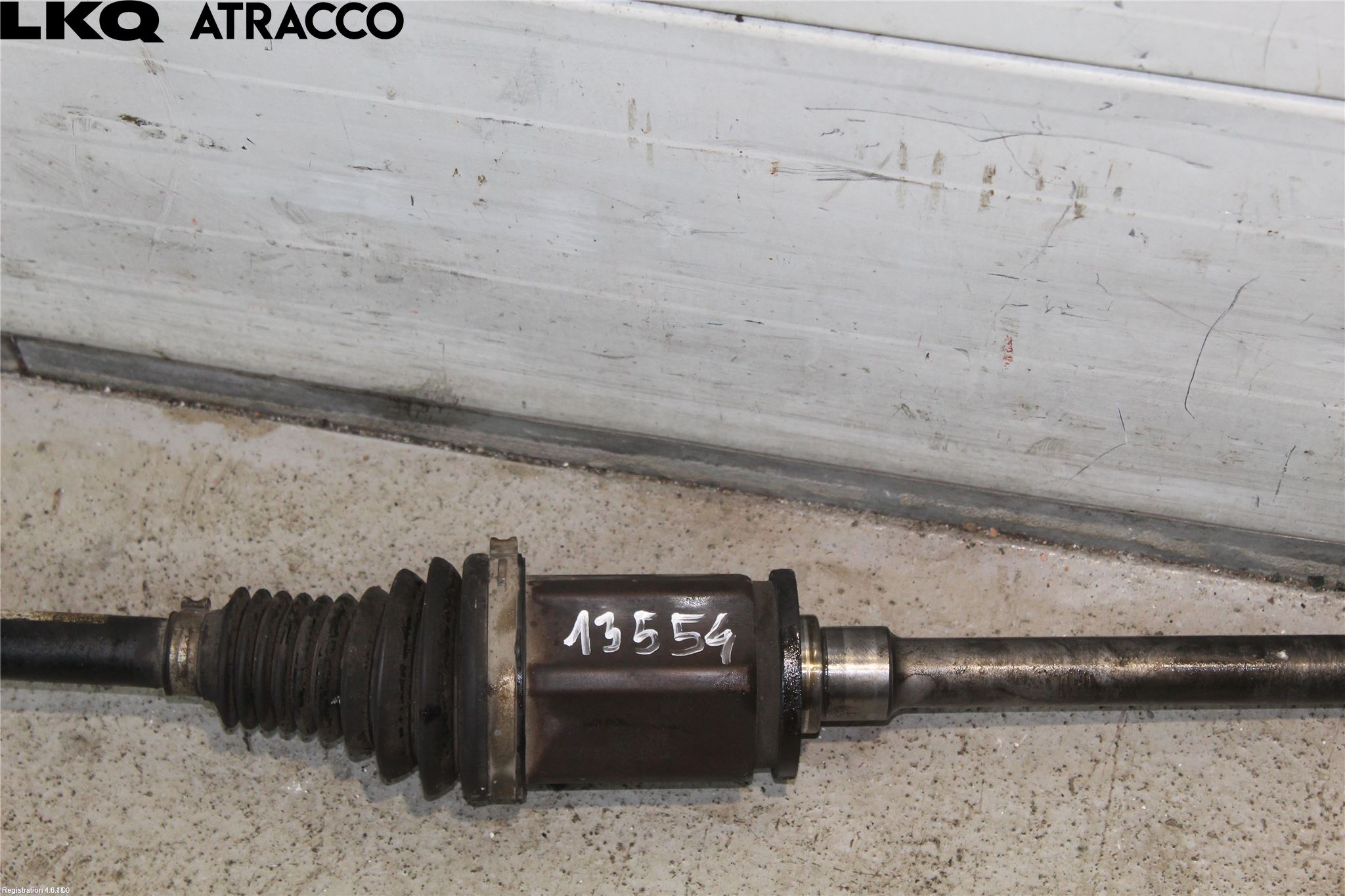 BMW 3 F30/F31/F80 12-19 Drivaxel Fram Höger
