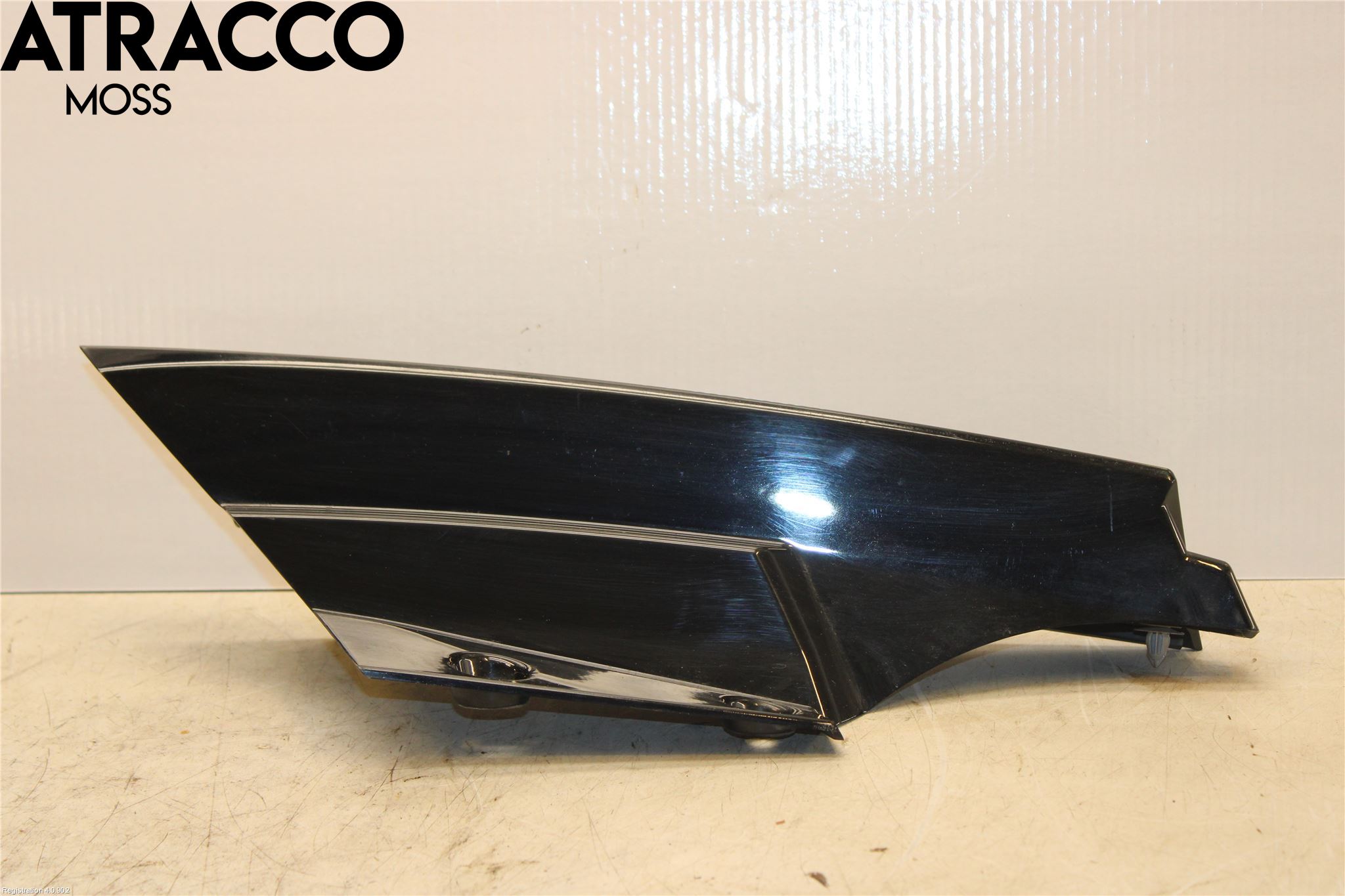 Nissan X-TRAIL 14-21 Spoiler Baklucka