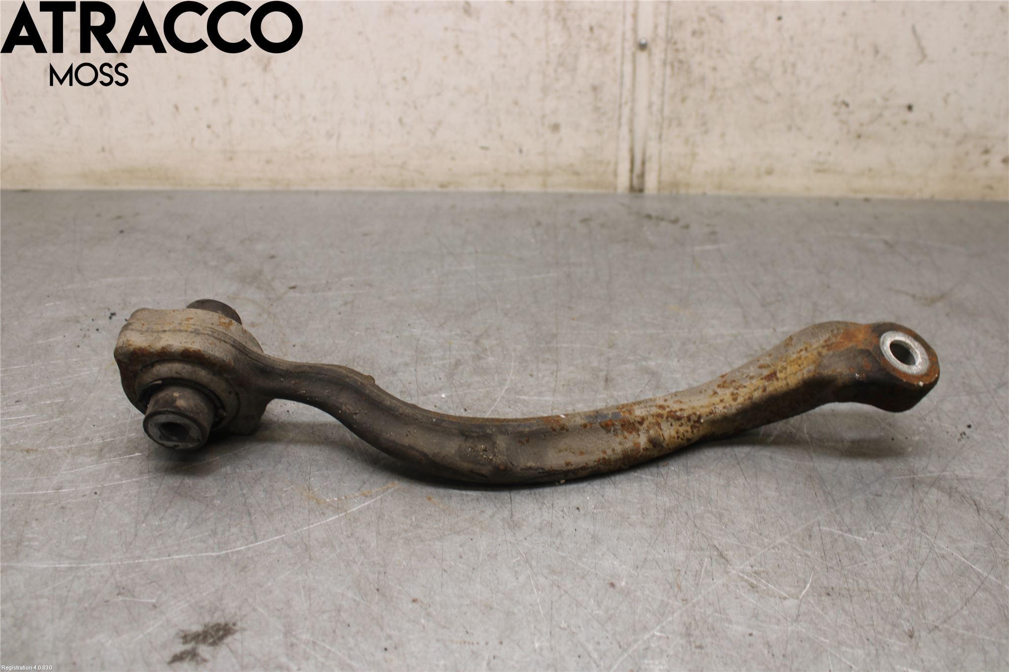 Mercedes-Benz MB E-KLASS (W212) 09-16 Bärarm Fram Undre Hö