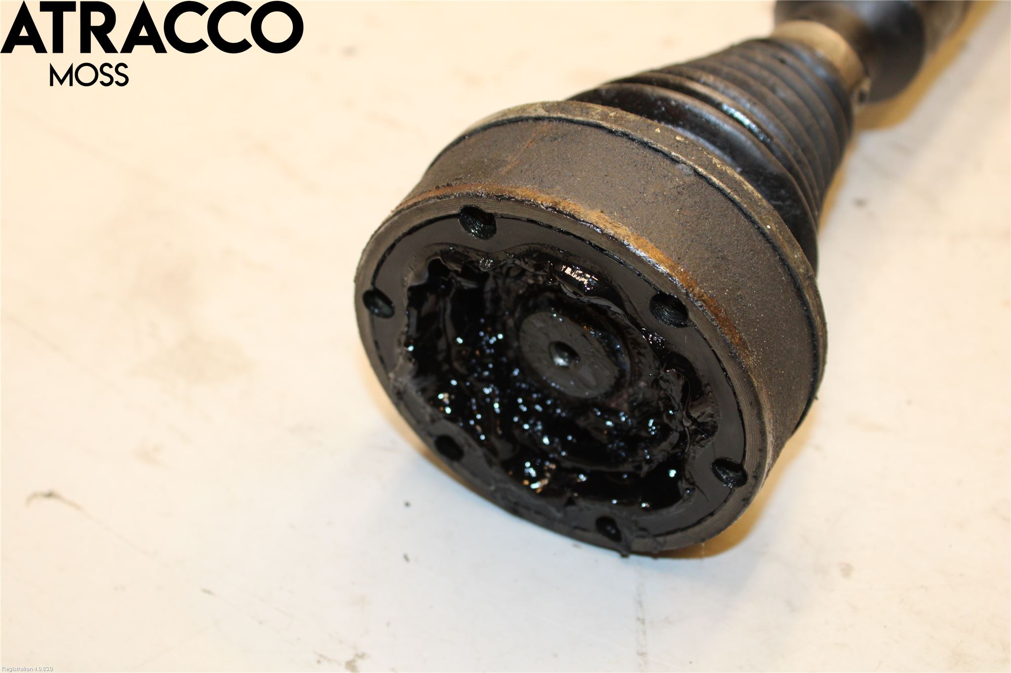 Audi A3/S3 05-13 Drivaxel Fram Höger