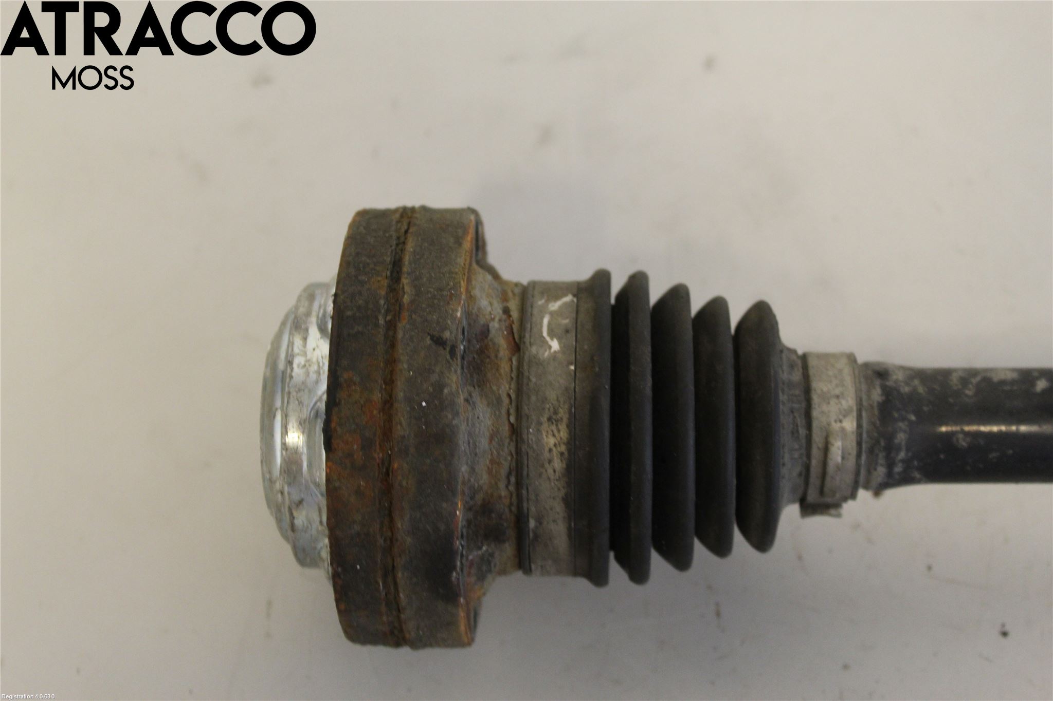 Volkswagen VW TRANSP/CARAVELLE (T5) 04-15 Drivaxel Bak Vänster
