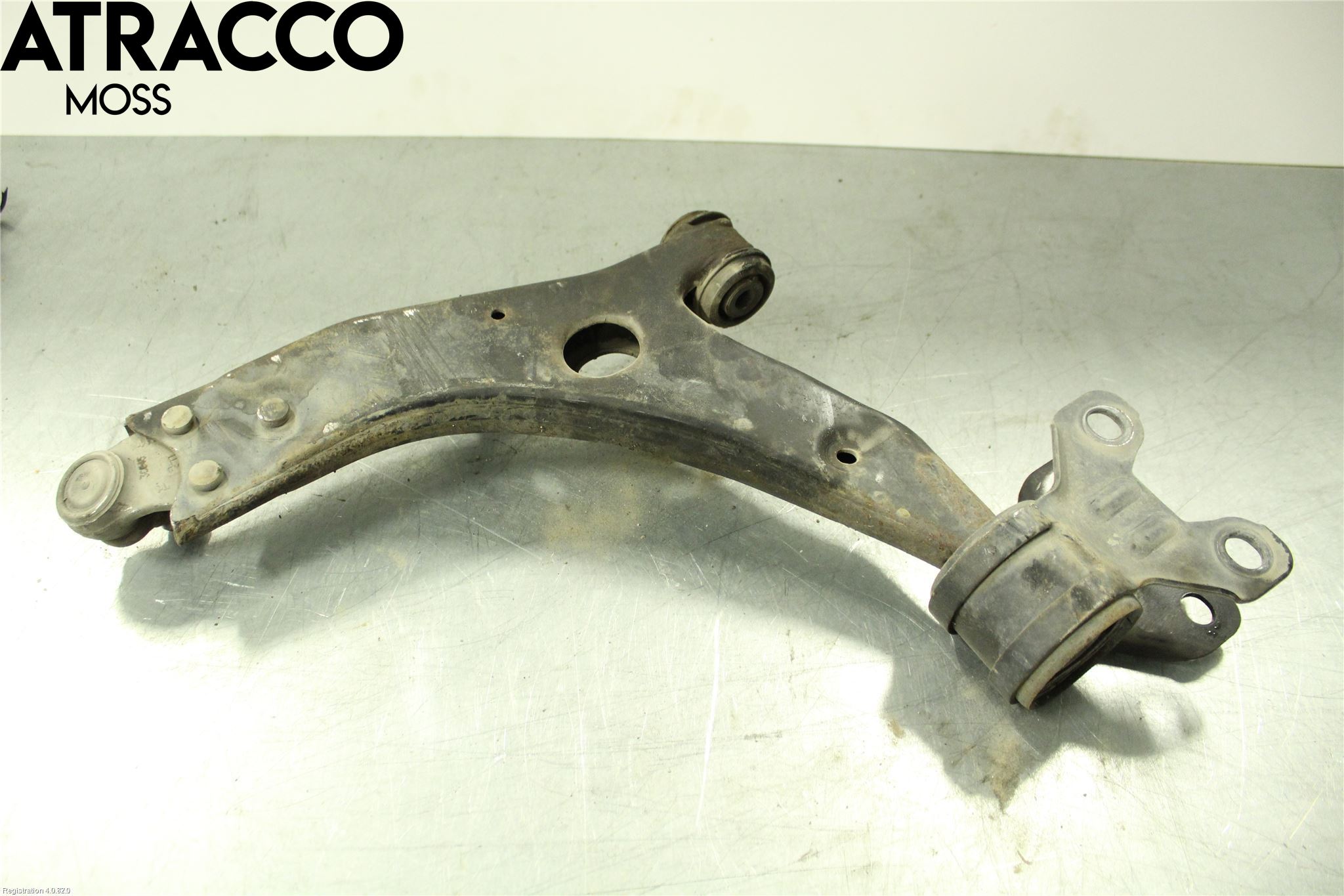 Ford FOCUS 11-14 Bärarm Fram Undre Hö