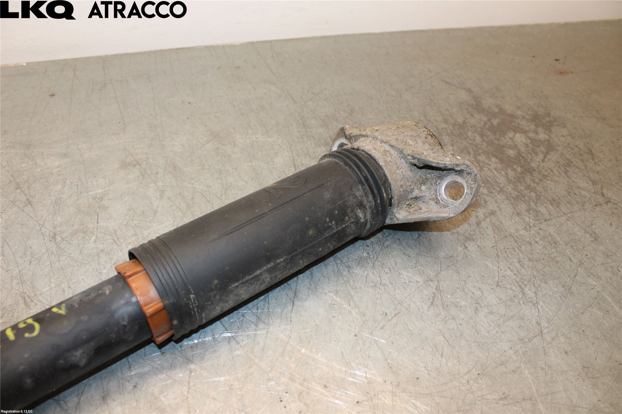 Toyota bZ4X EA10 22- Stötdämpare Bak