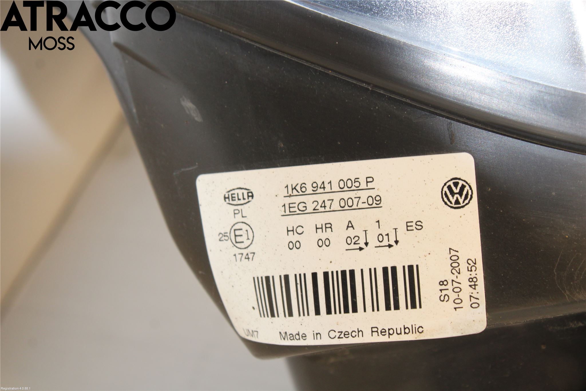 Volkswagen VW GOLF V 04-09 Strålkastare Vänster