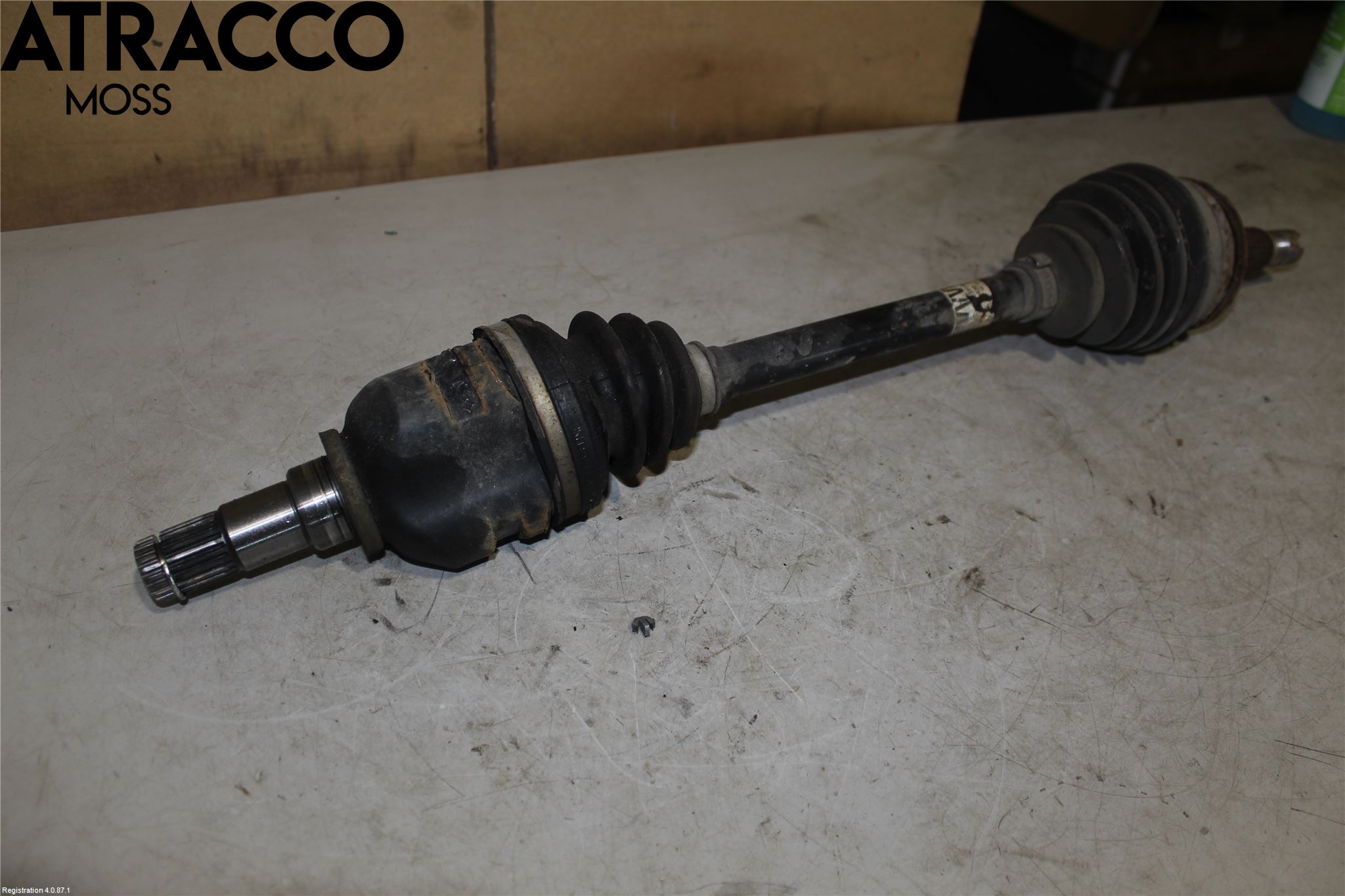 Toyota YARIS XP130 15-20 Drivaxel Fram Vänster