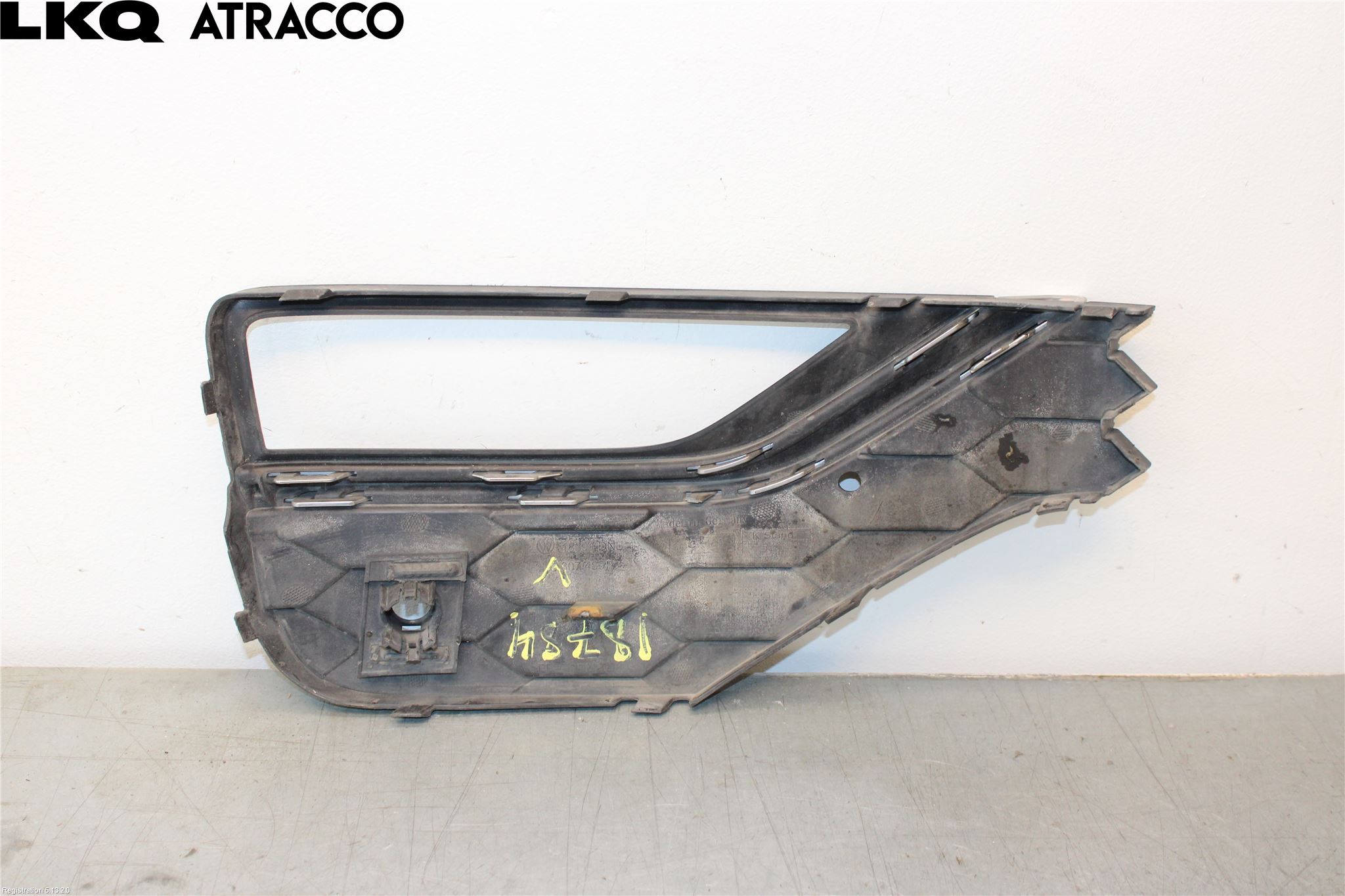 Volkswagen VW AMAROK 2H 10-22 Dimljussarg Fram