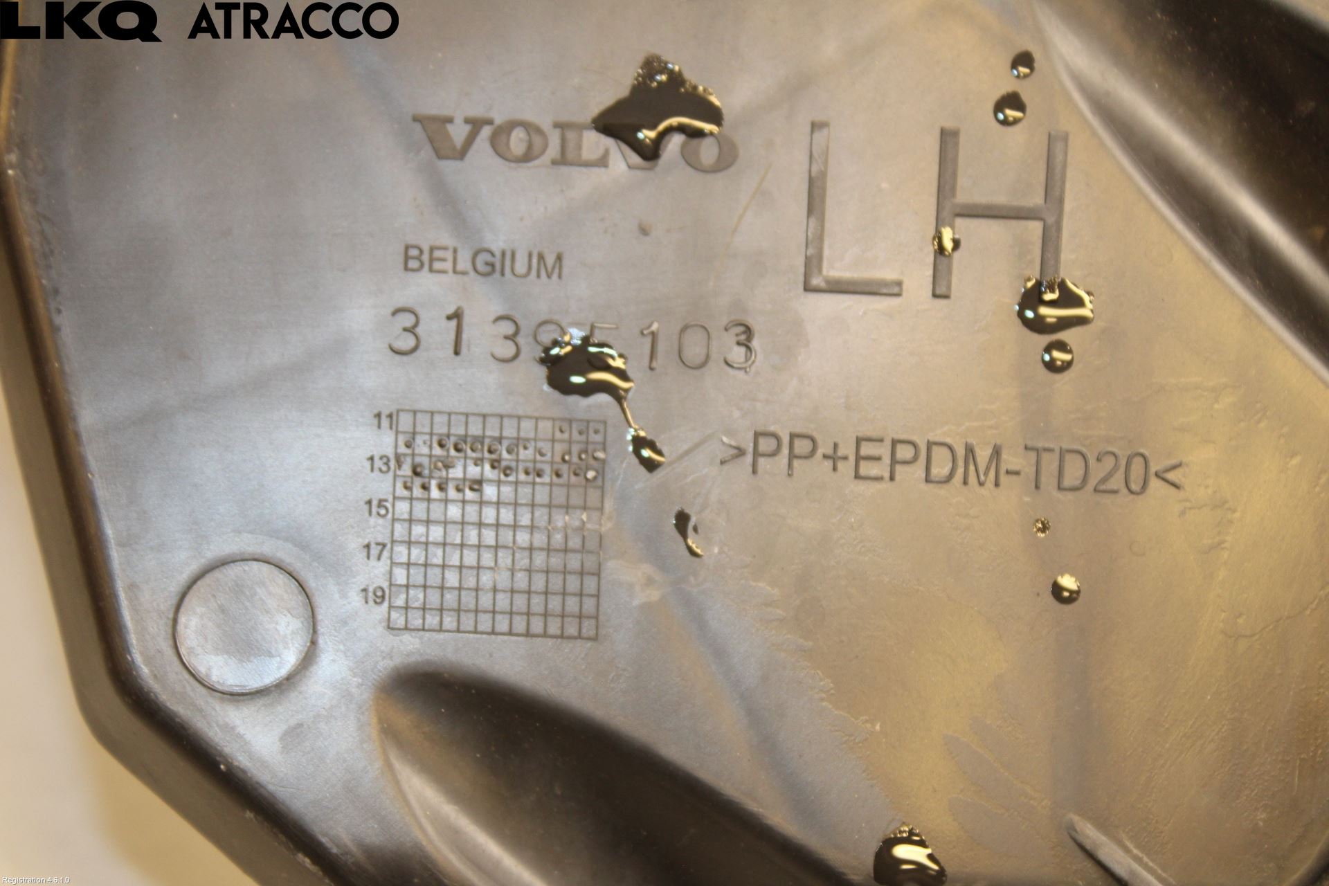 Volvo V40 12-19 Stötfångarfäste Bak Vä