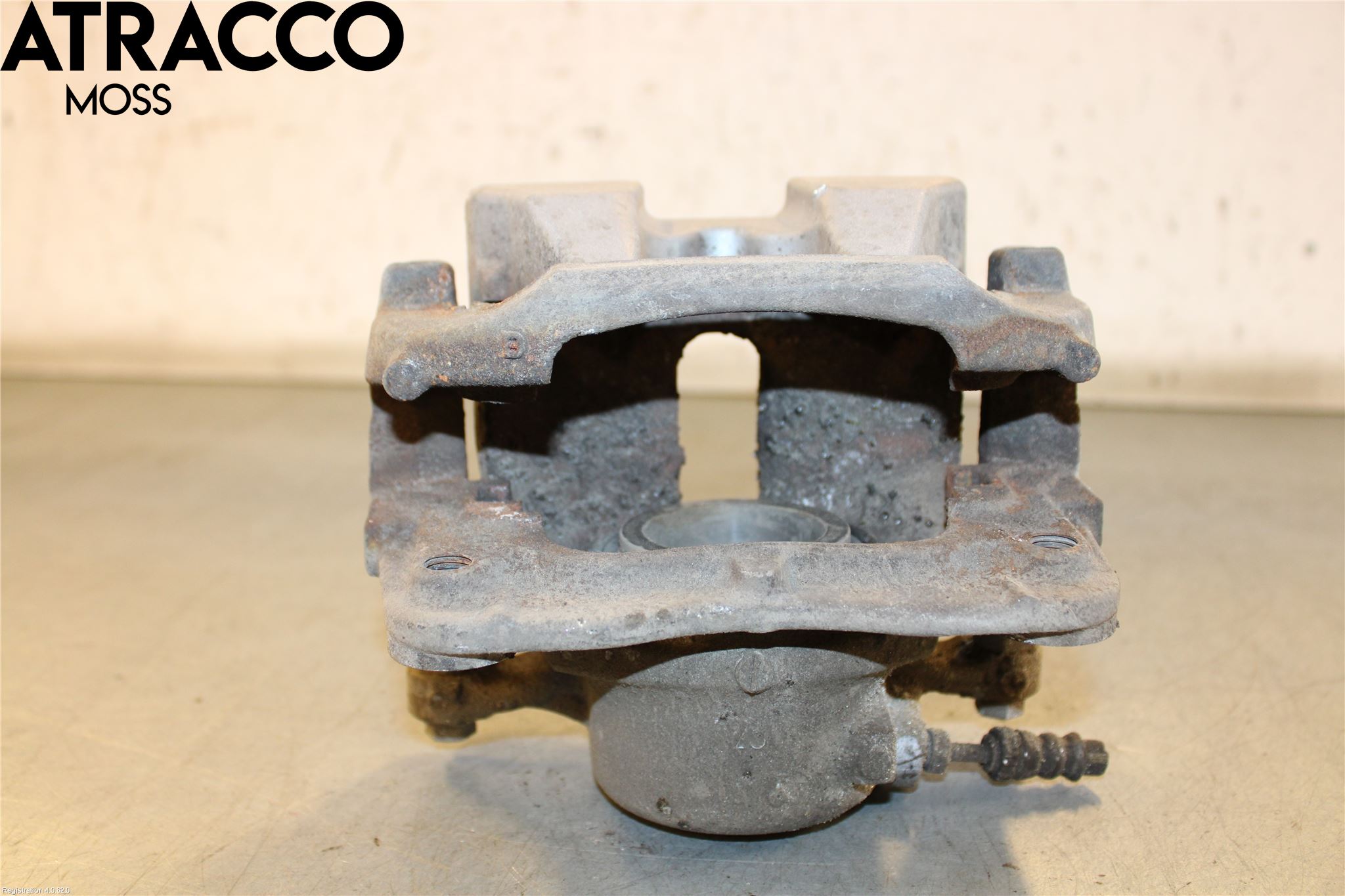 BMW 5 G30/G31/F90 17-23 Bromsok Fram Höger