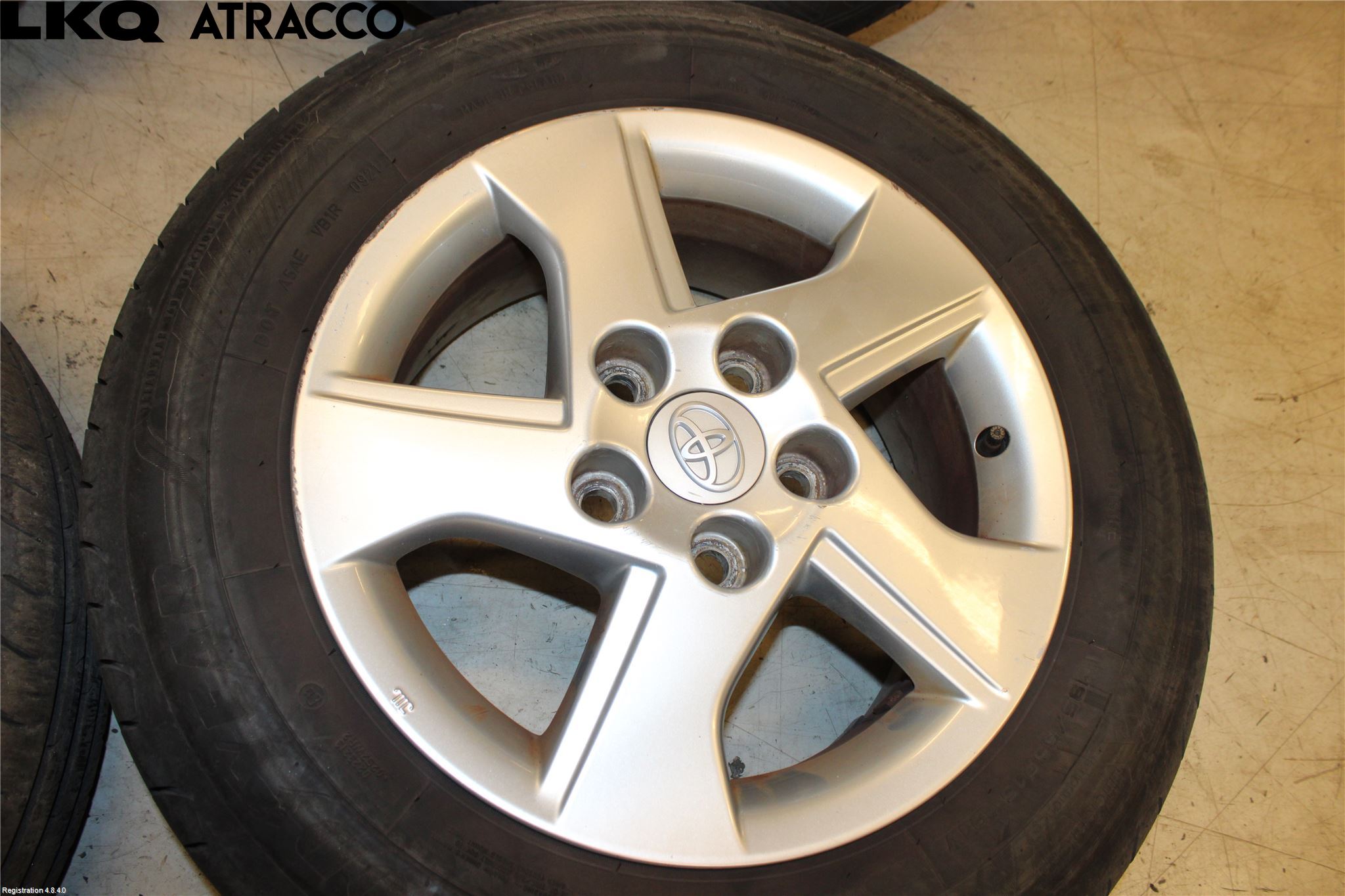 Toyota AURIS 10-12 Sommardäck Alumfälg 4St