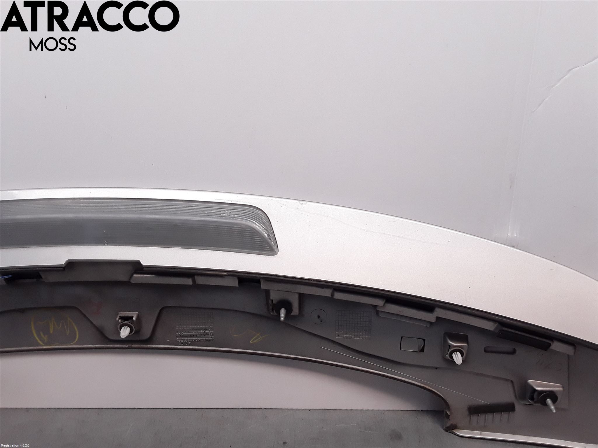 Toyota AVENSIS 09-15 Spoiler Baklucka