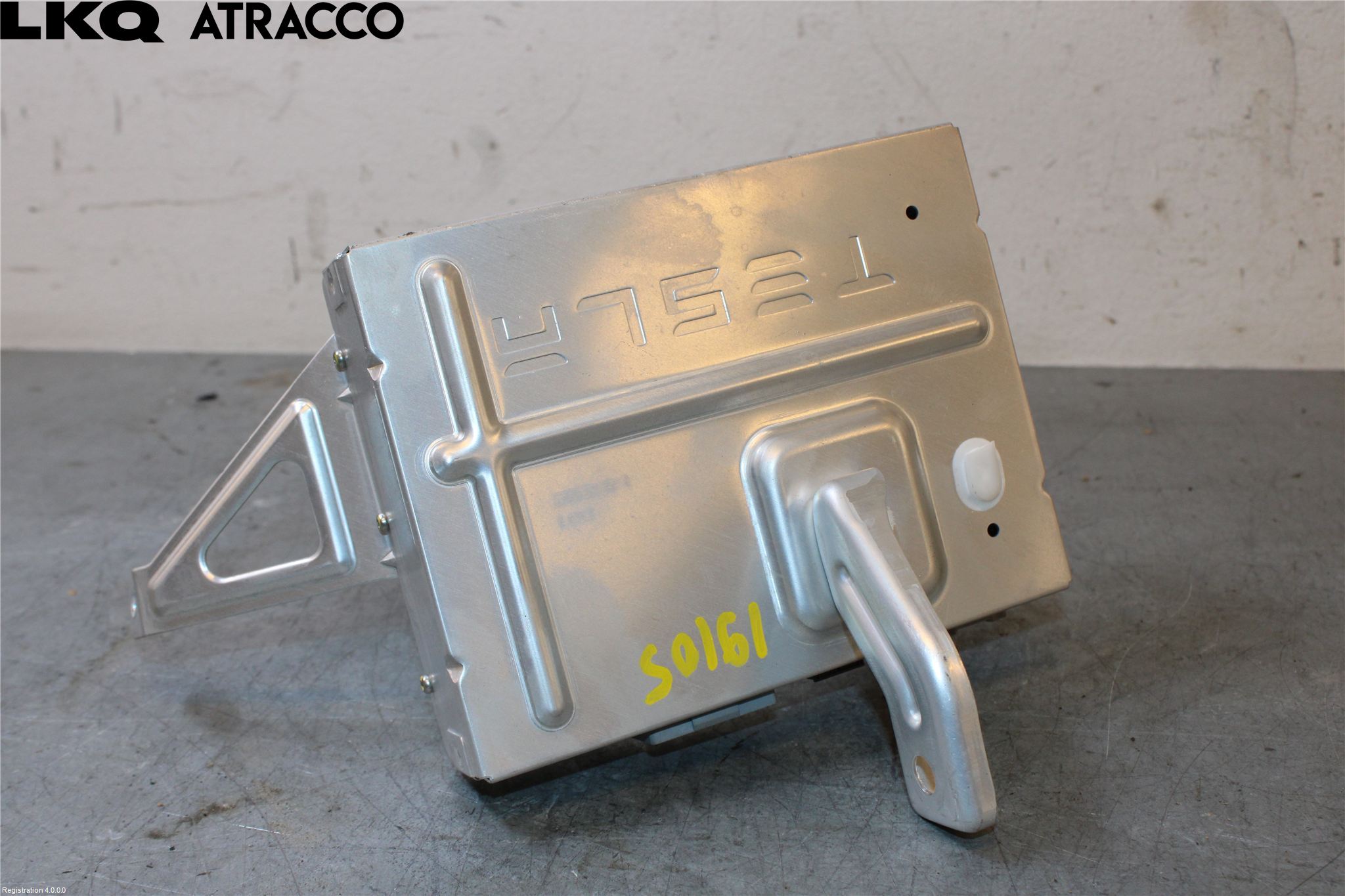Tesla MODEL 3 17- Radio-Stereo Förstärkare