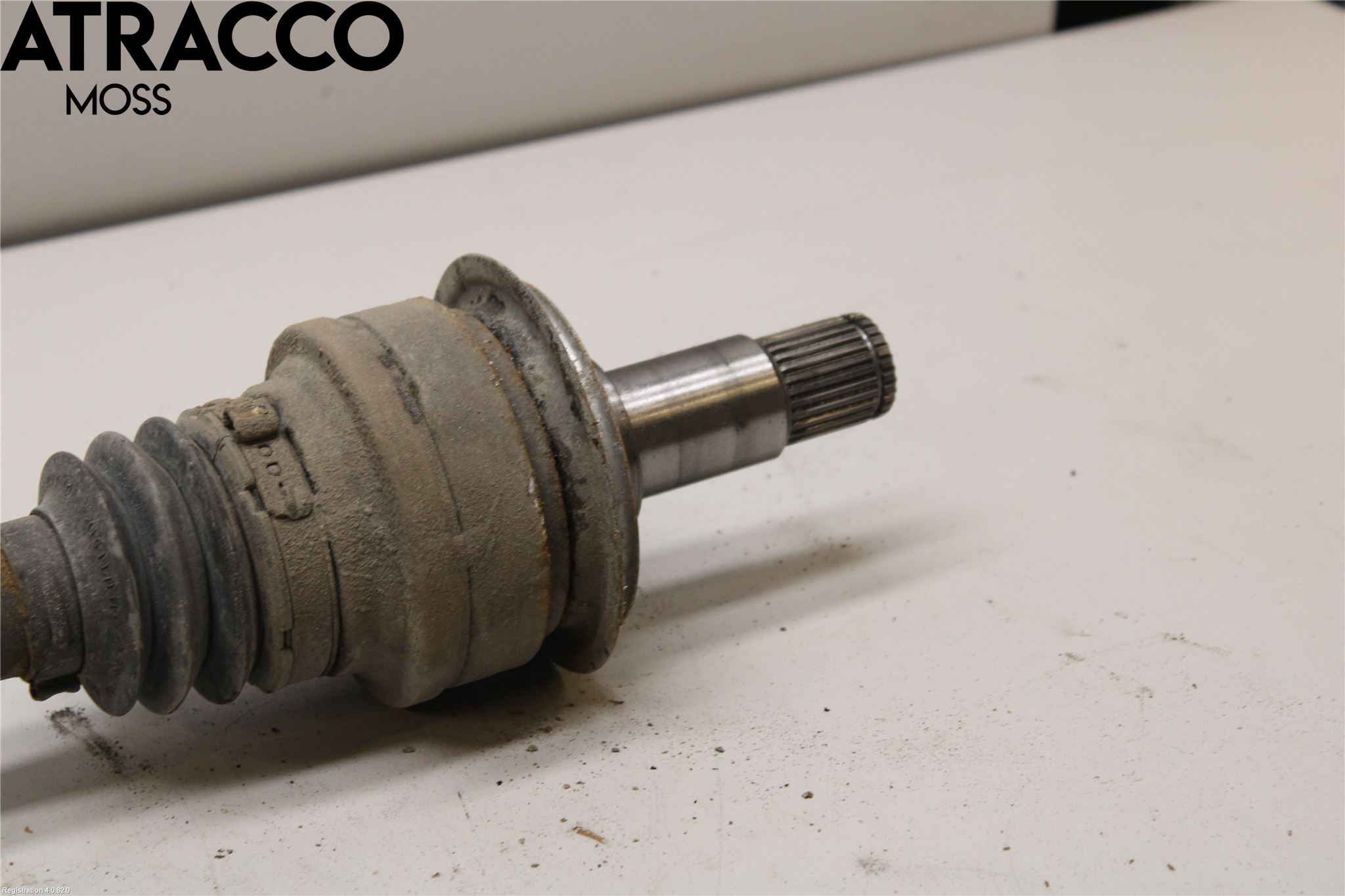 Mercedes-Benz MB C-KLASS (W205) 14-21 Drivaxel Bak Höger
