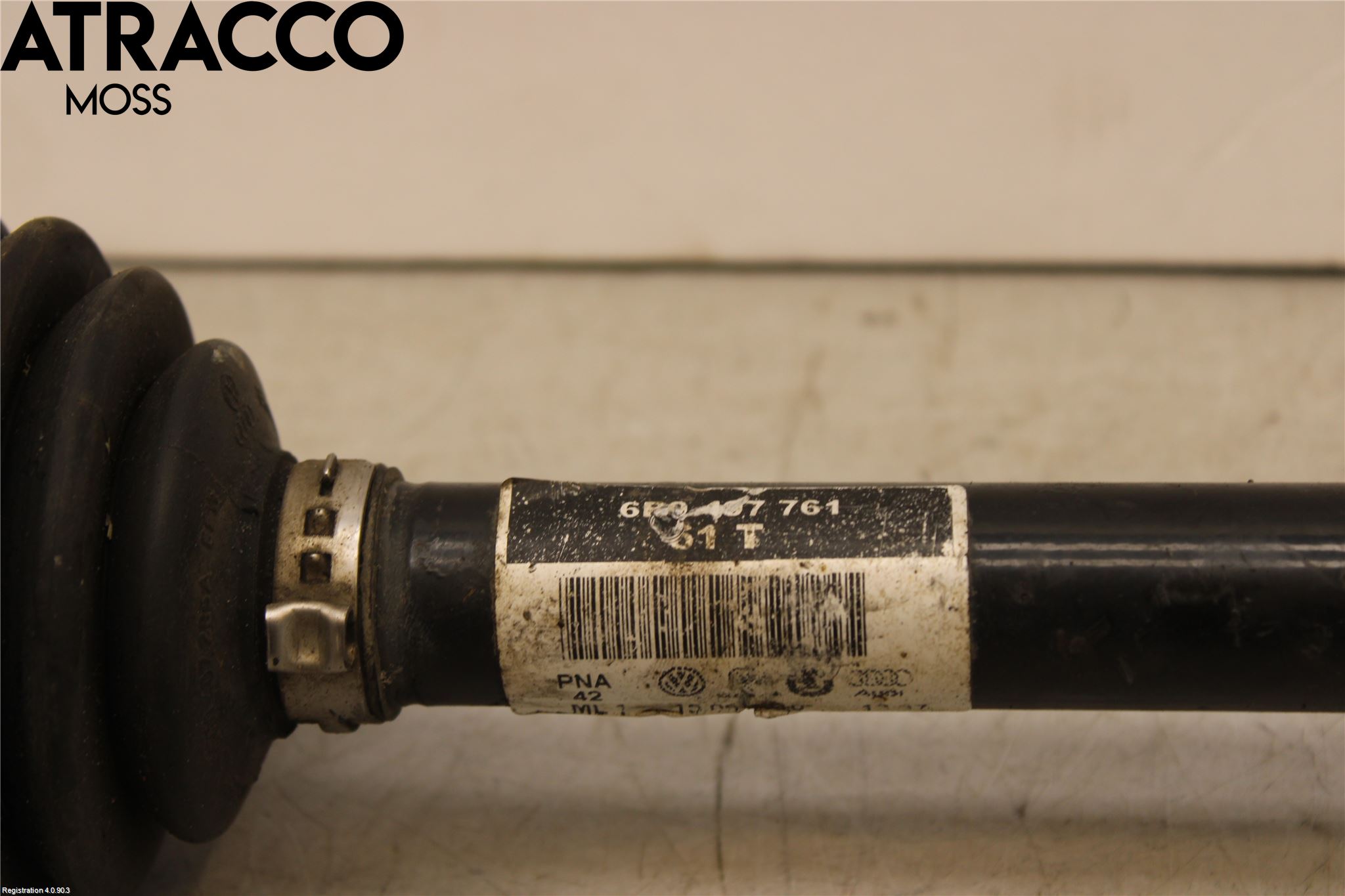 Volkswagen VW POLO 10-17 Drivaxel Fram Vänster