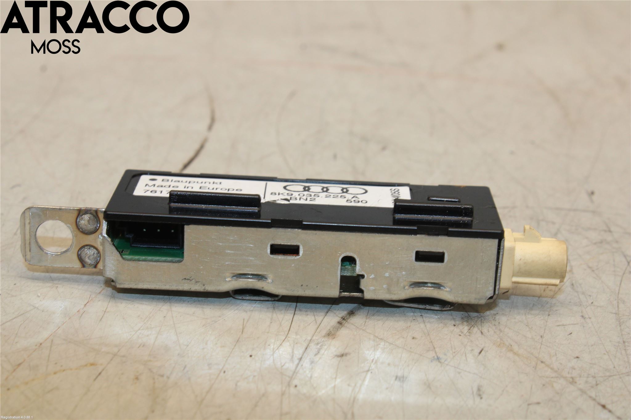 Audi A4/S4 08-11 Antennförstärkare