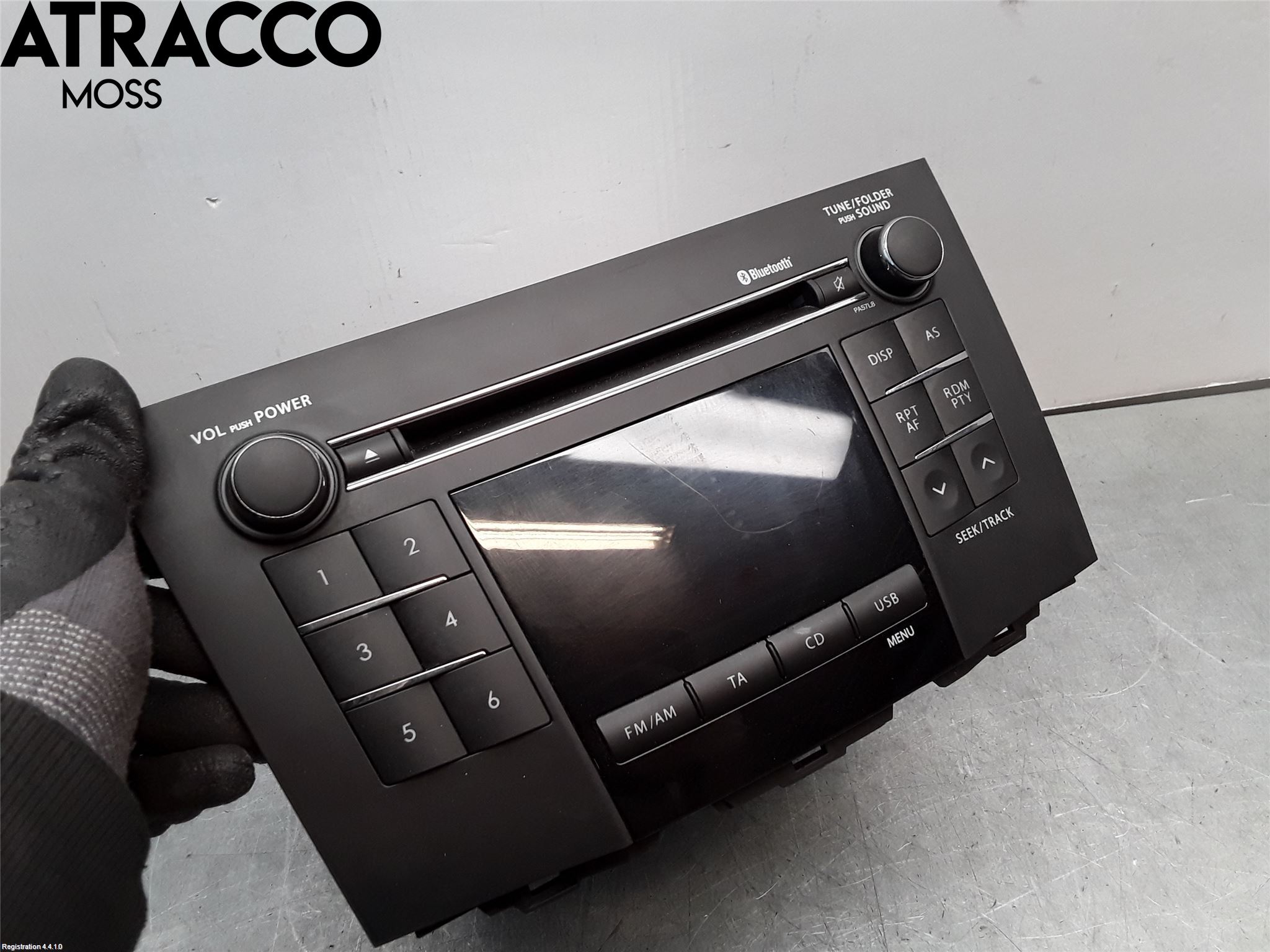 Suzuki KIZASHI Radio