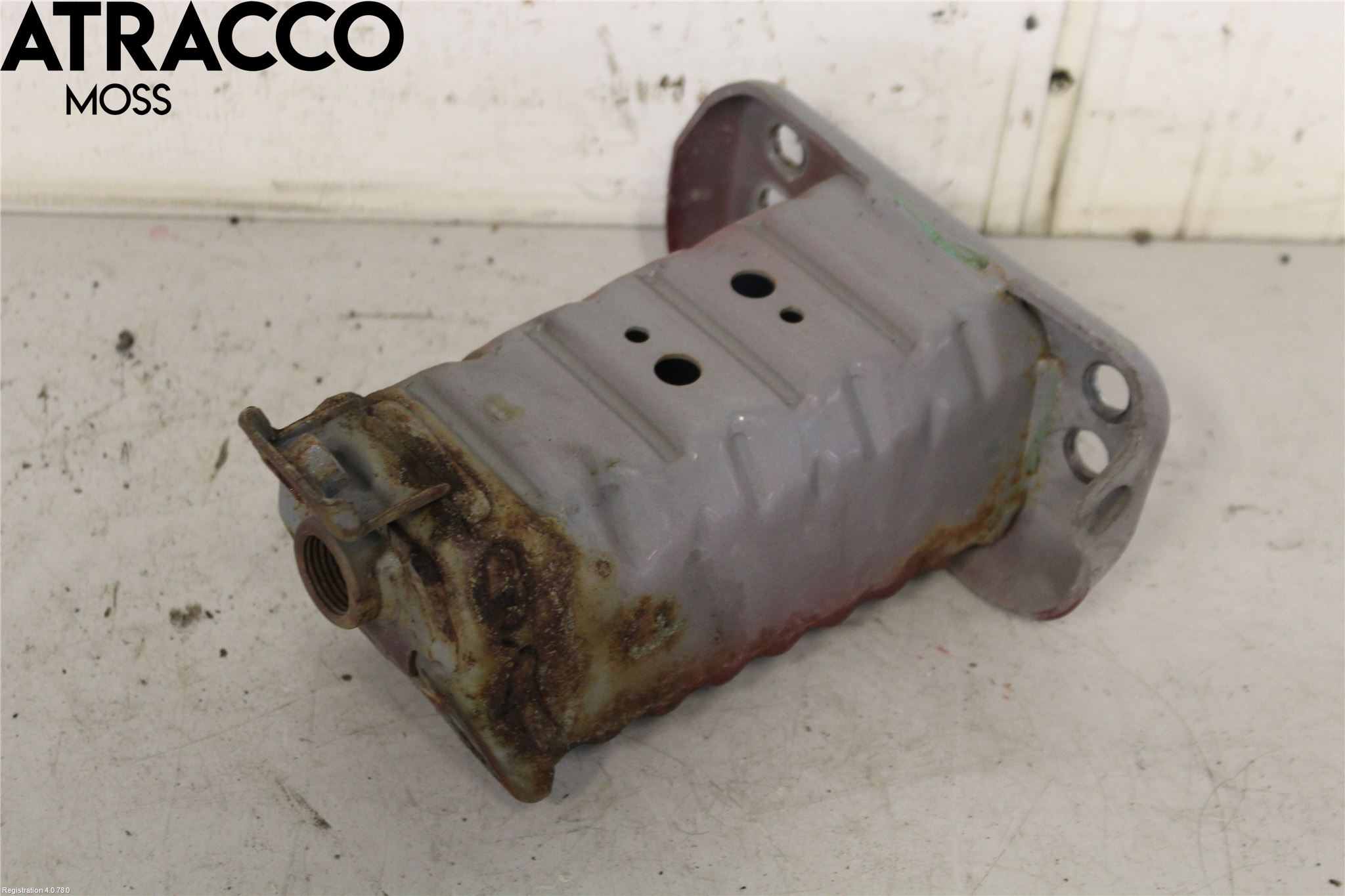 Toyota YARIS XP130 12-14 Stötfångarbärjärn Fram