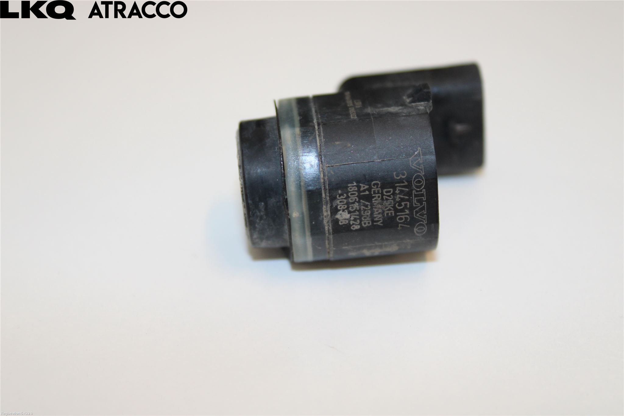 Volvo V60 14-18 Parkeringshjälp Frontsensor