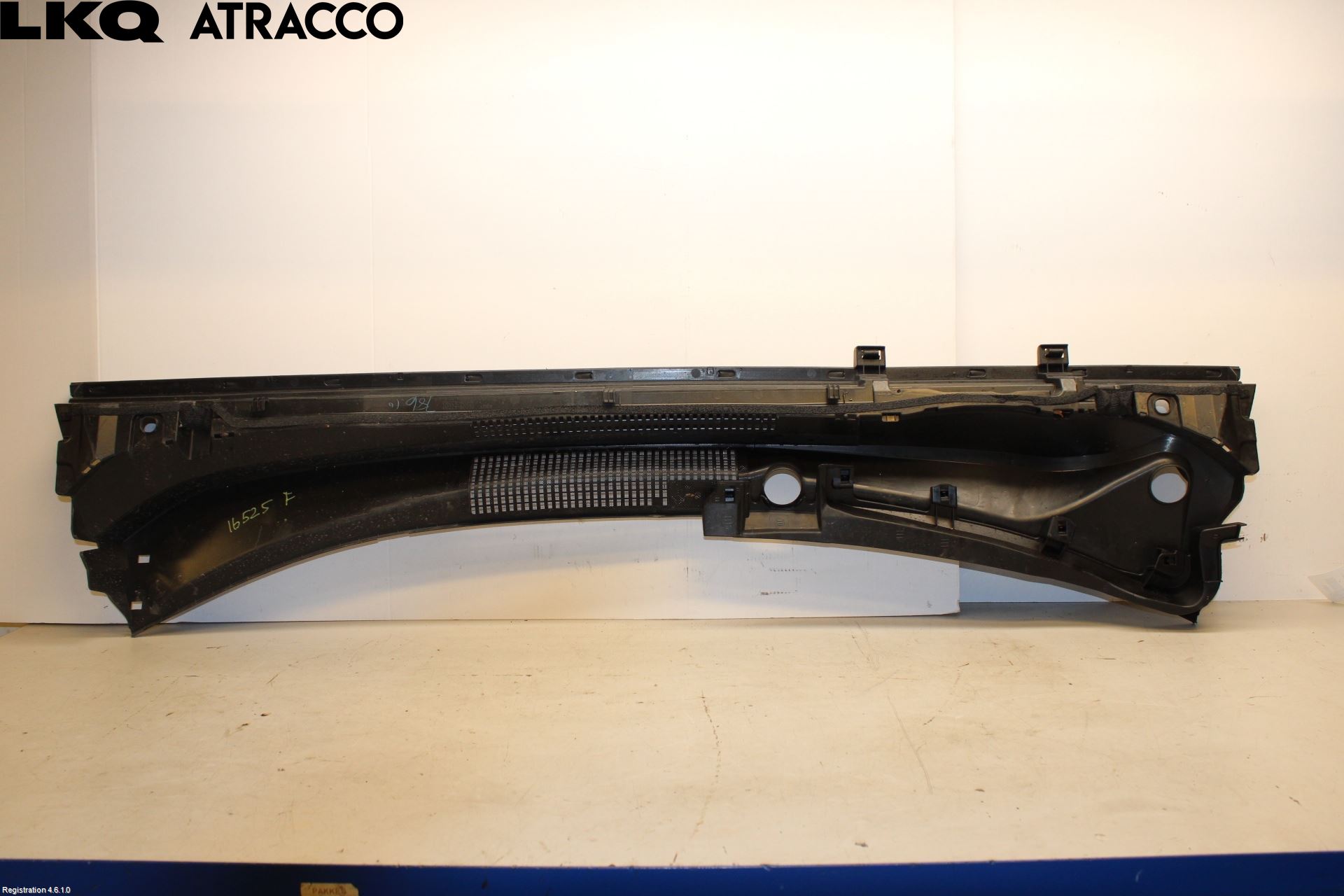 Toyota RAV4 19- Torpedplåt-Torpedplast