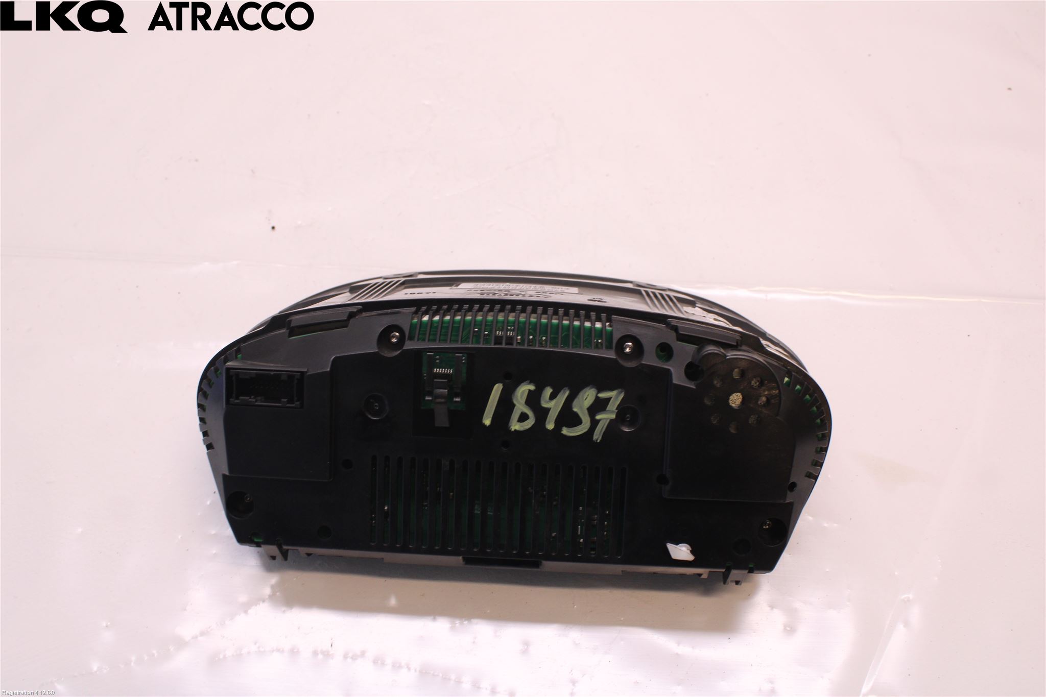 BMW 5 E60/61 Sed/Tou 02-10 Instrument Hast