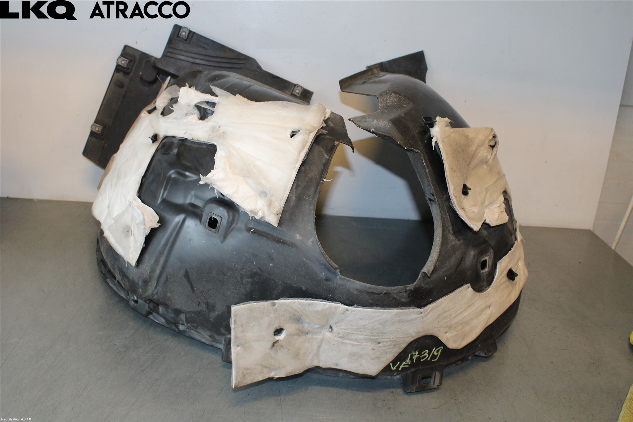 Citroen C4/E-C4 C4X/E-C4X III 21- Skärm Inner