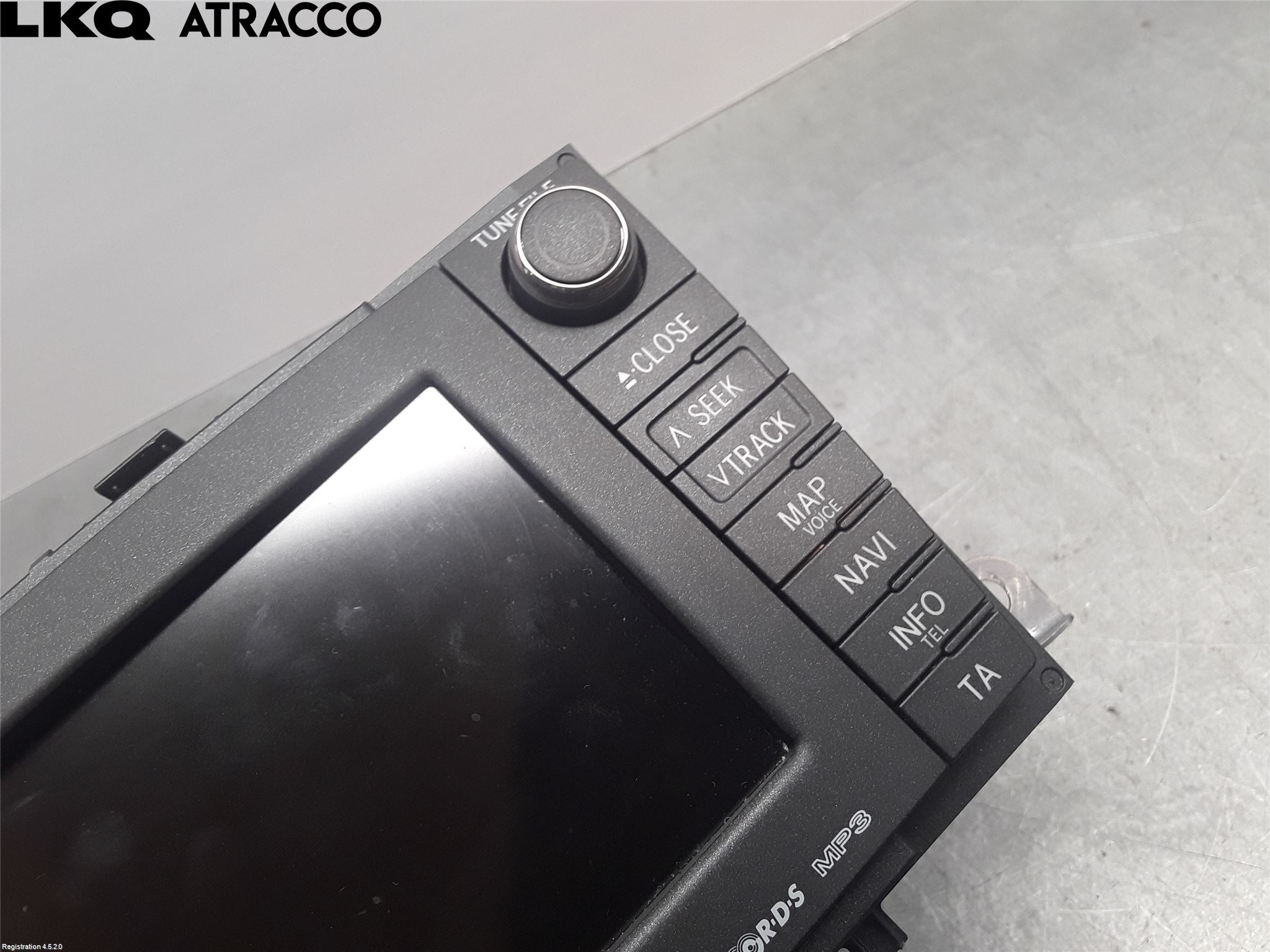 Toyota AVENSIS 09-15 Radio