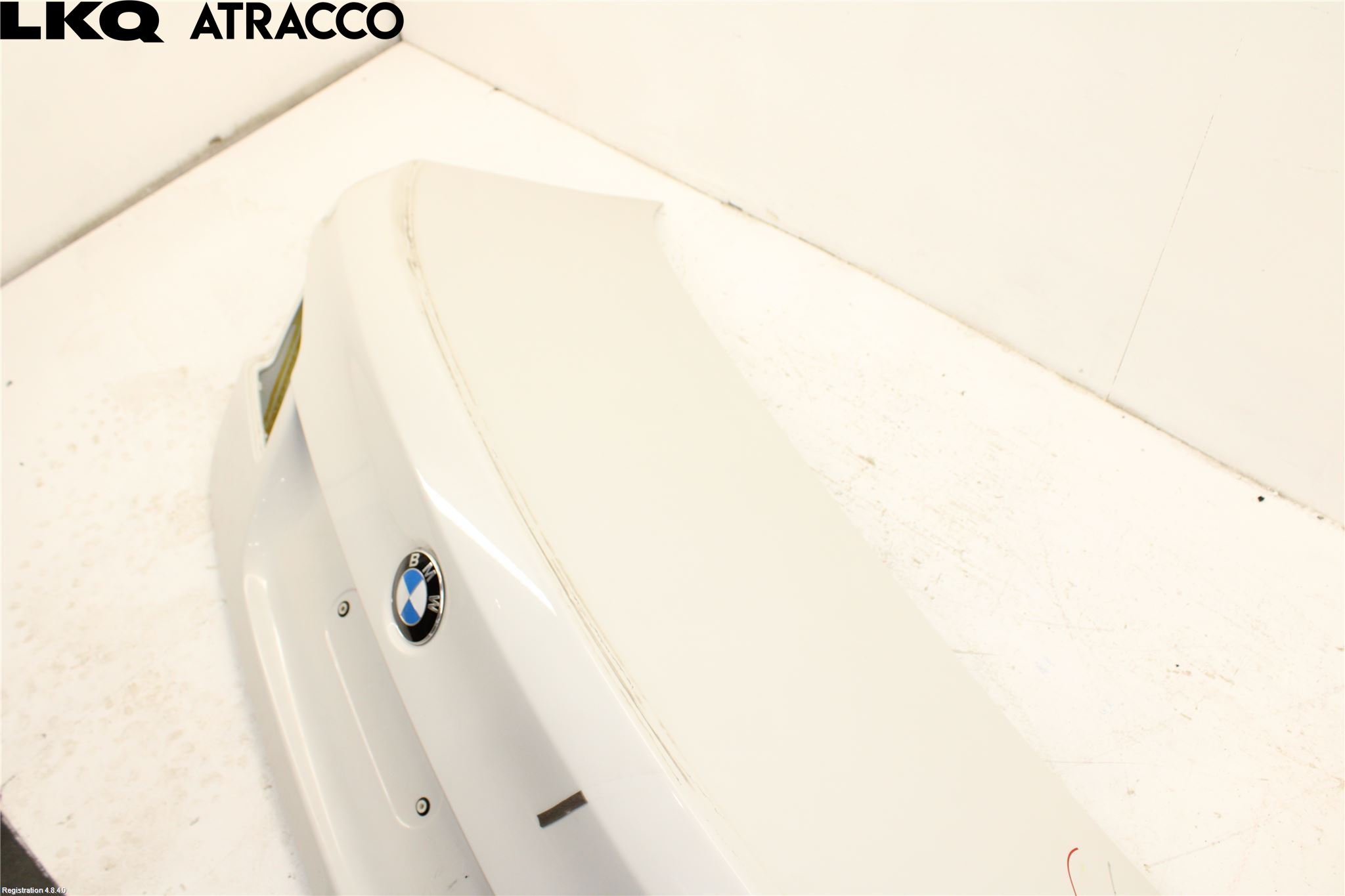 BMW 5 F10/F11/F18 09-17 Baklucka (Ej Med Ruta)