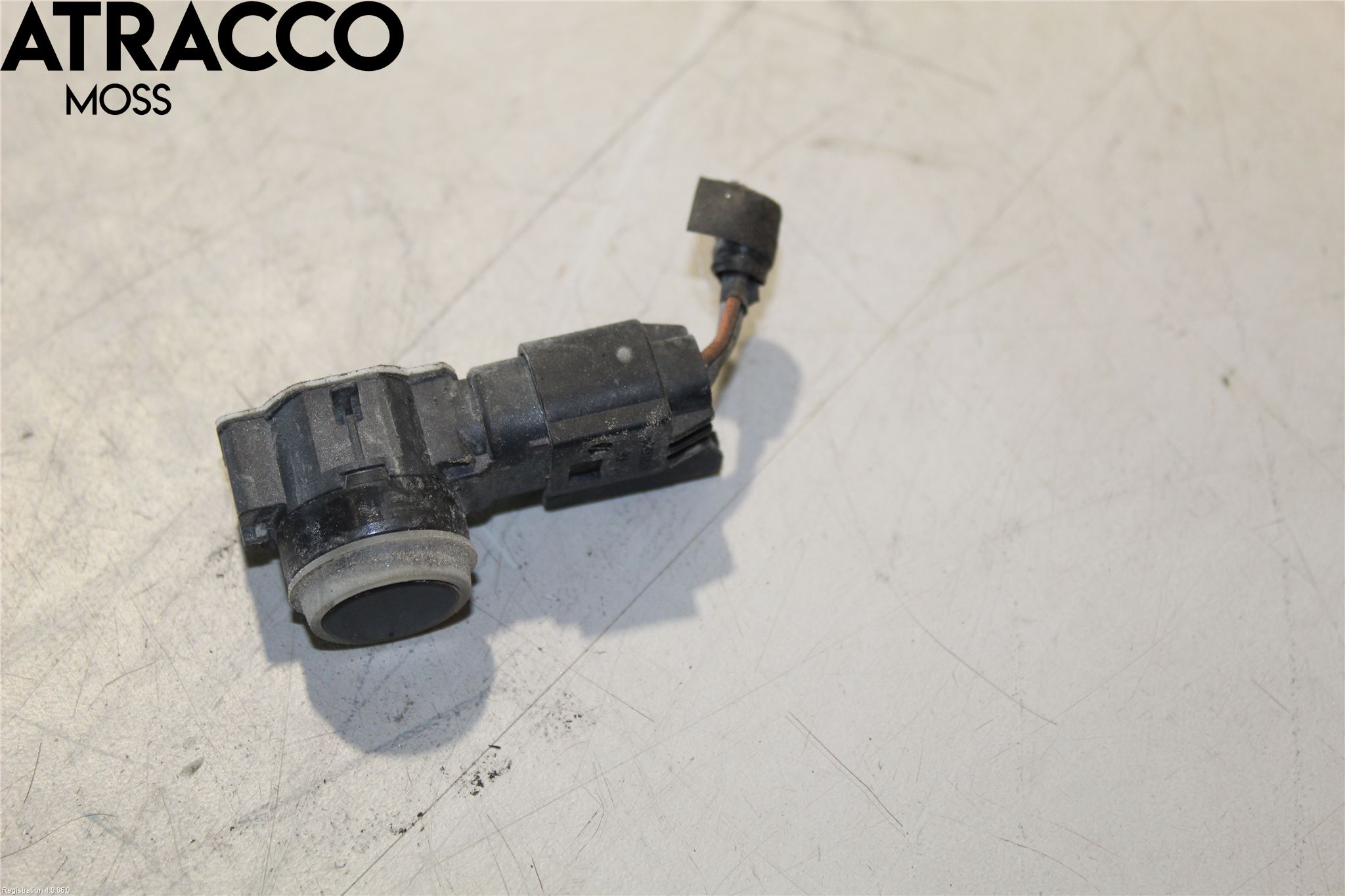 Opel VIVARO 20- Parkeringshjälp Backsensor