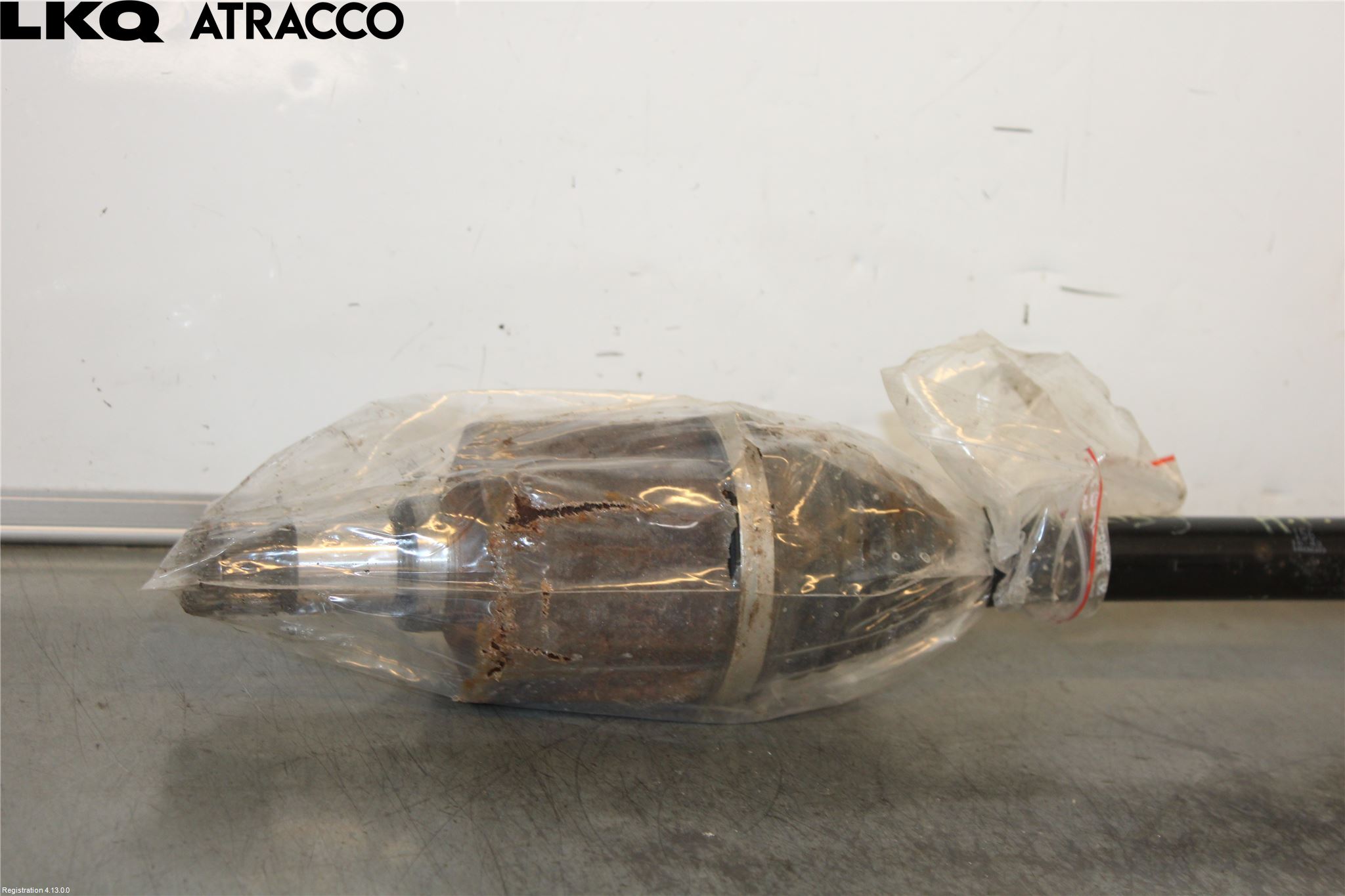 Volkswagen VW ID.4 21- Drivaxel Fram Höger