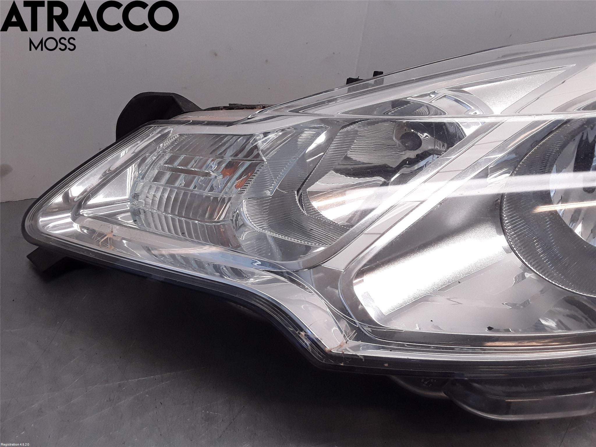 Citroen C3 10-17 Strålkastare Vänster