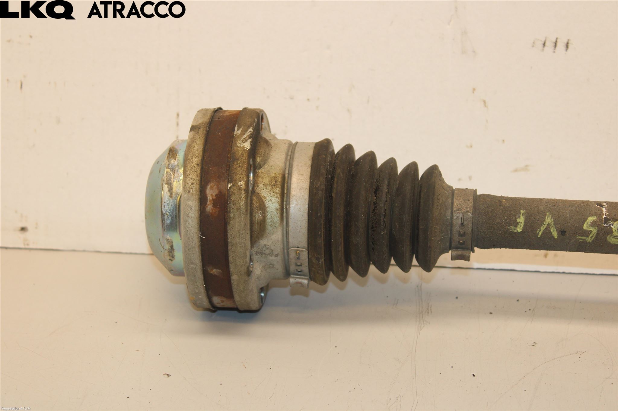 Skoda YETI Drivaxel Fram Vänster